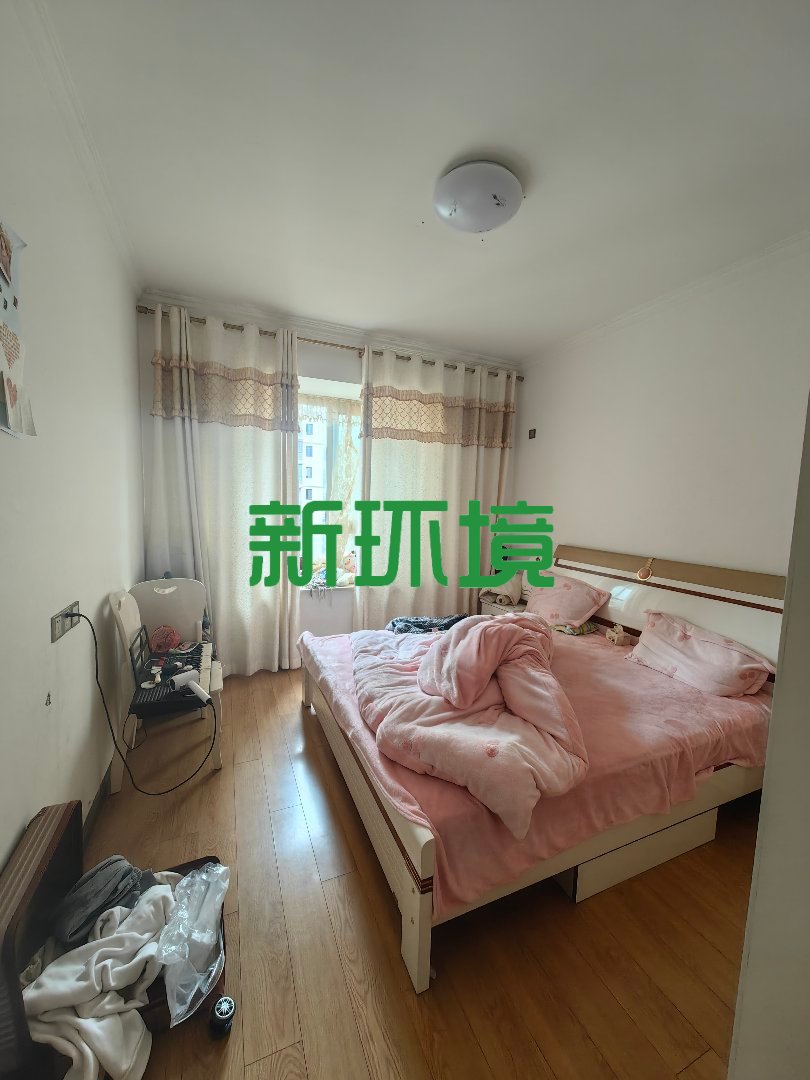 阳光水岸  2室2厅1卫   50.00万客厅