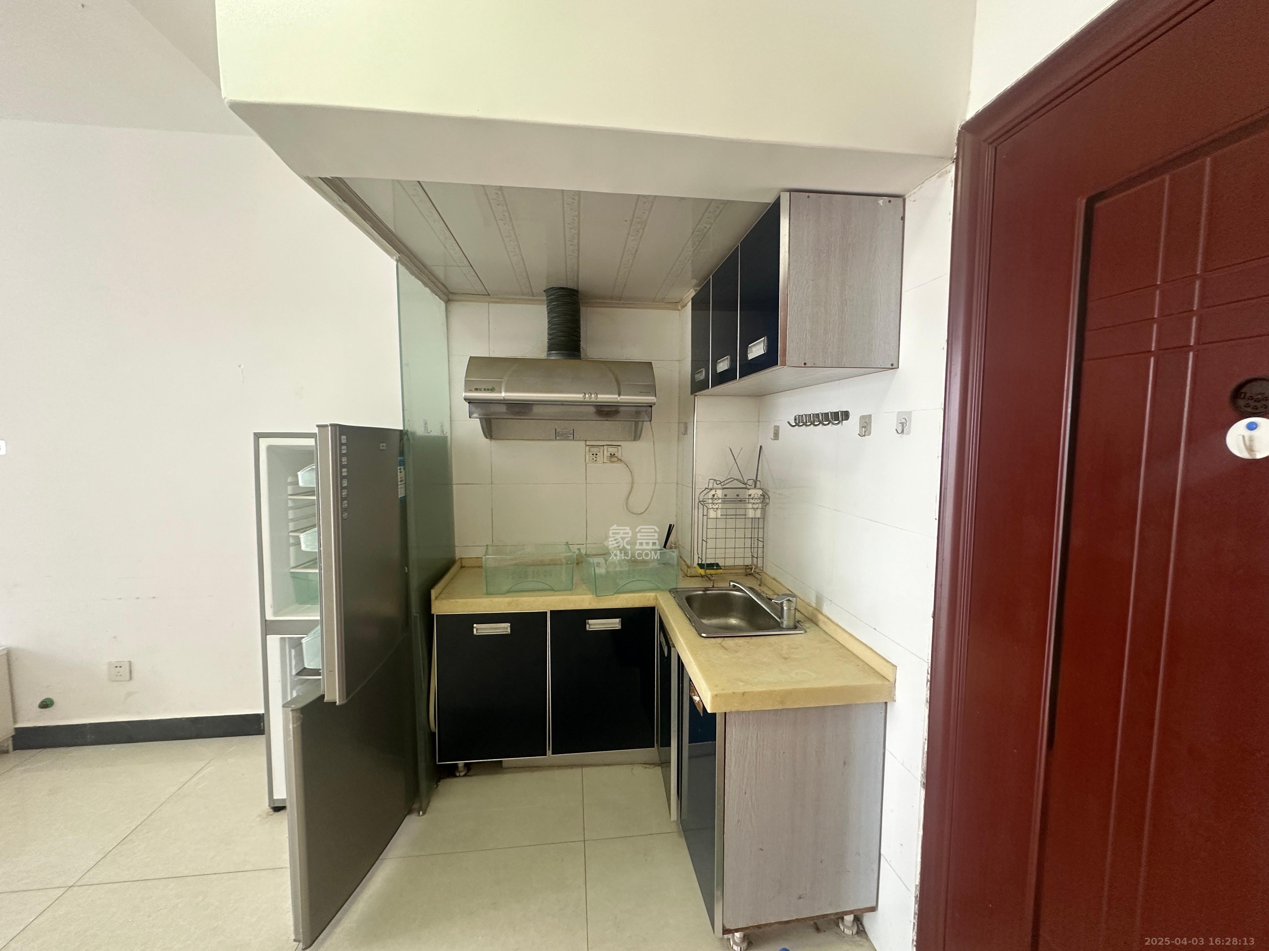 美林银谷 1室1厅1卫 1500.0元/月 美林银谷 1室1厅1卫 1500.0元/月室内图