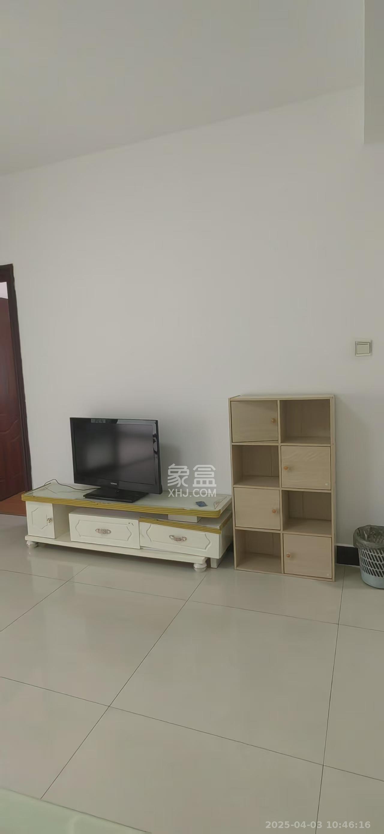 湘府9号  2室2厅1卫   2200.00元/月室内图