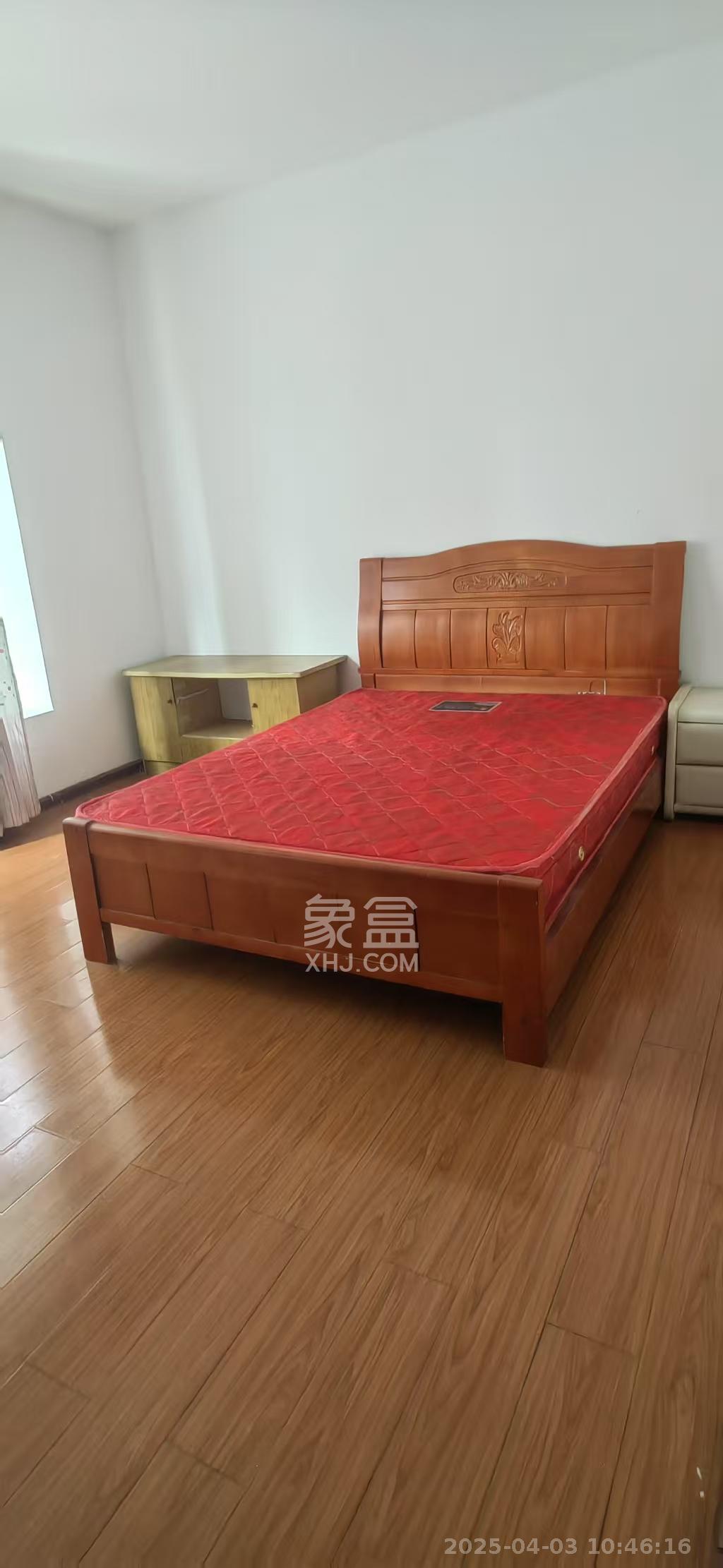 湘府9号  2室2厅1卫   2200.00元/月室内图