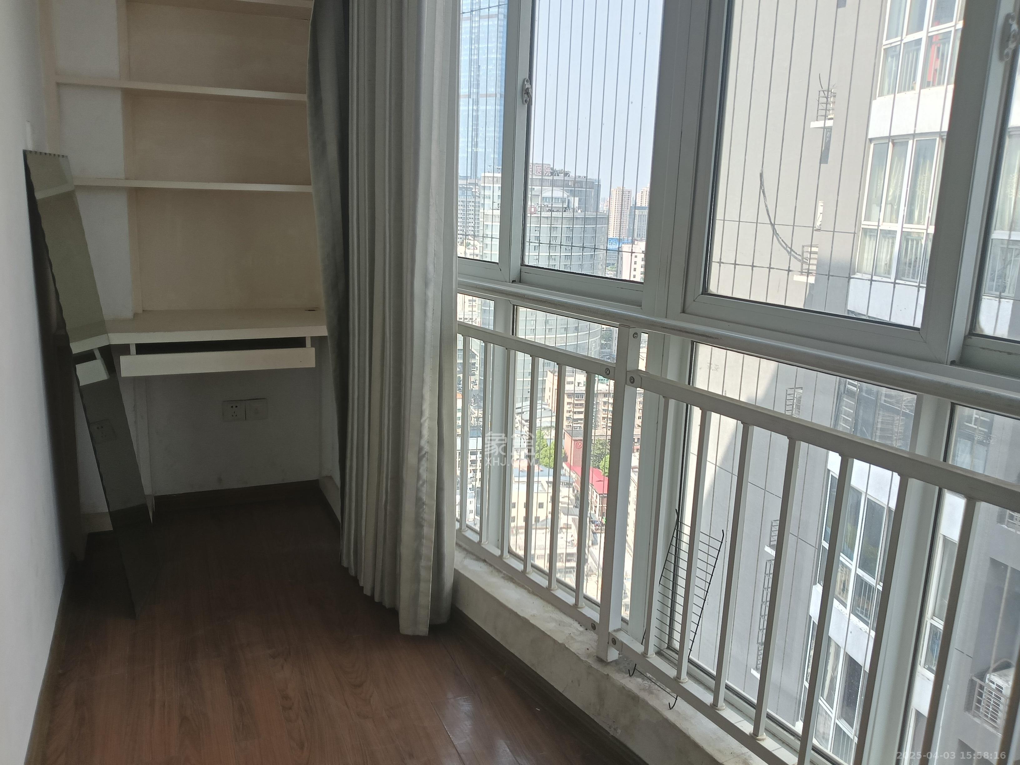 天心华庭 1室0厅0卫 2200.0元/月 天心华庭 1室0厅0卫 2200.0元/月室内图