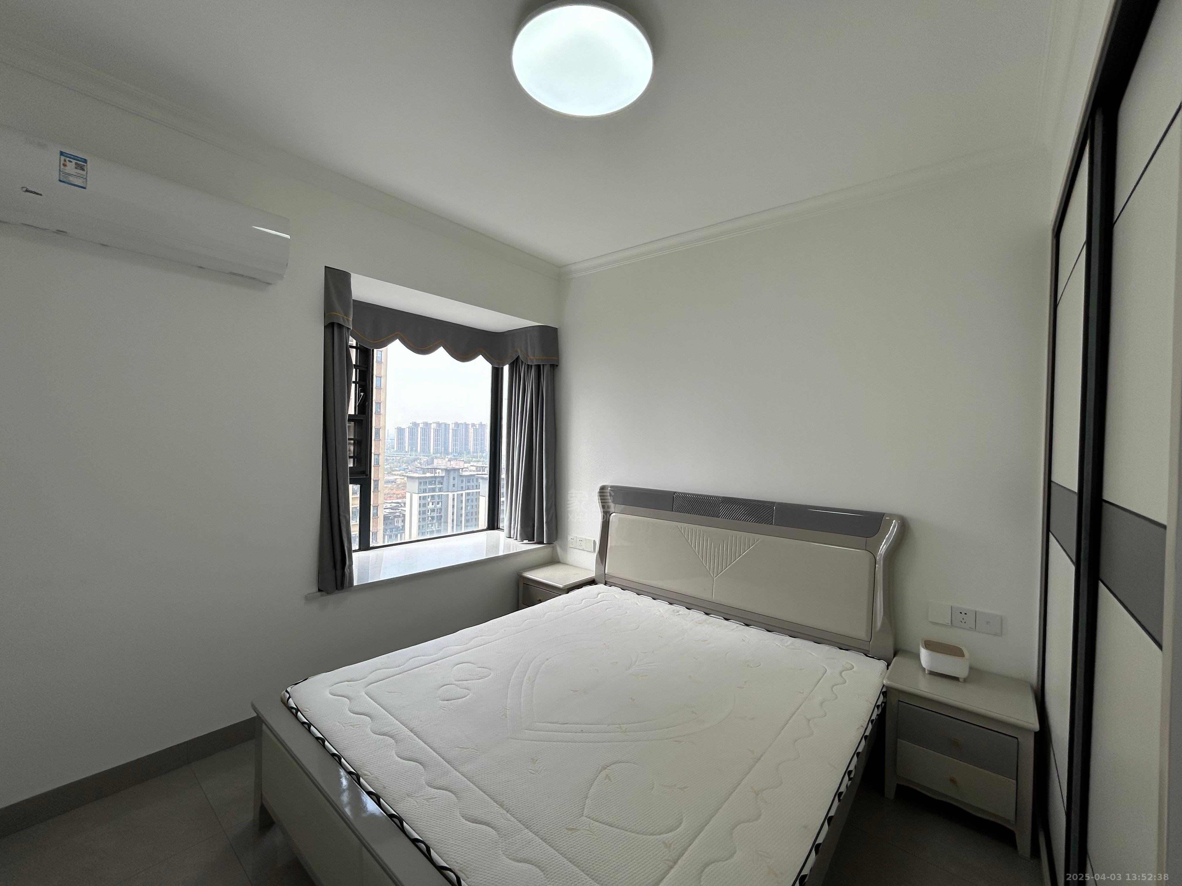 中建江湾壹号 3室2厅1卫 2300.0元/月 中建江湾壹号 3室2厅1卫 2300.0元/月室内图