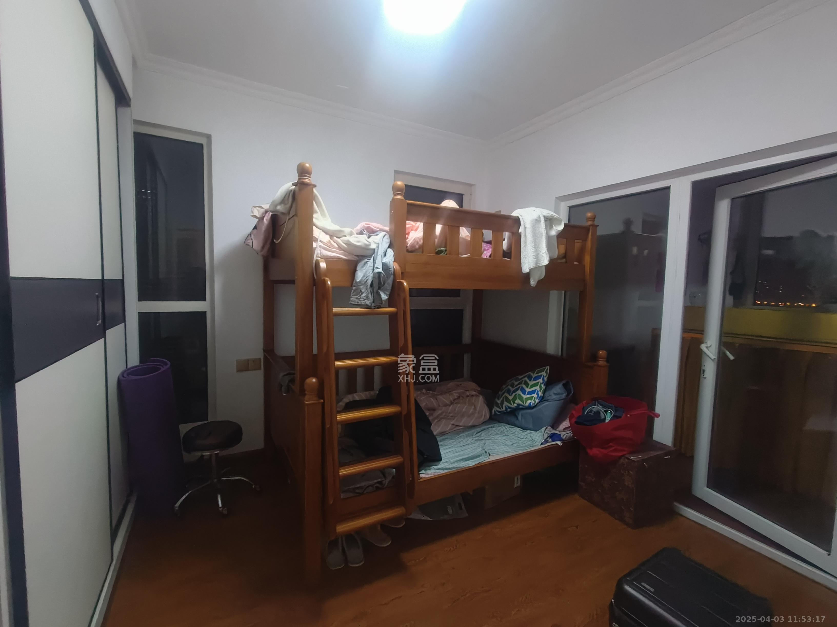 万国城(当代满庭春MOMA)三期 5室2厅1卫 5000.0元/月 万国城(当代满庭春MOMA)三期 5室2厅1卫 5000.0元/月室内图