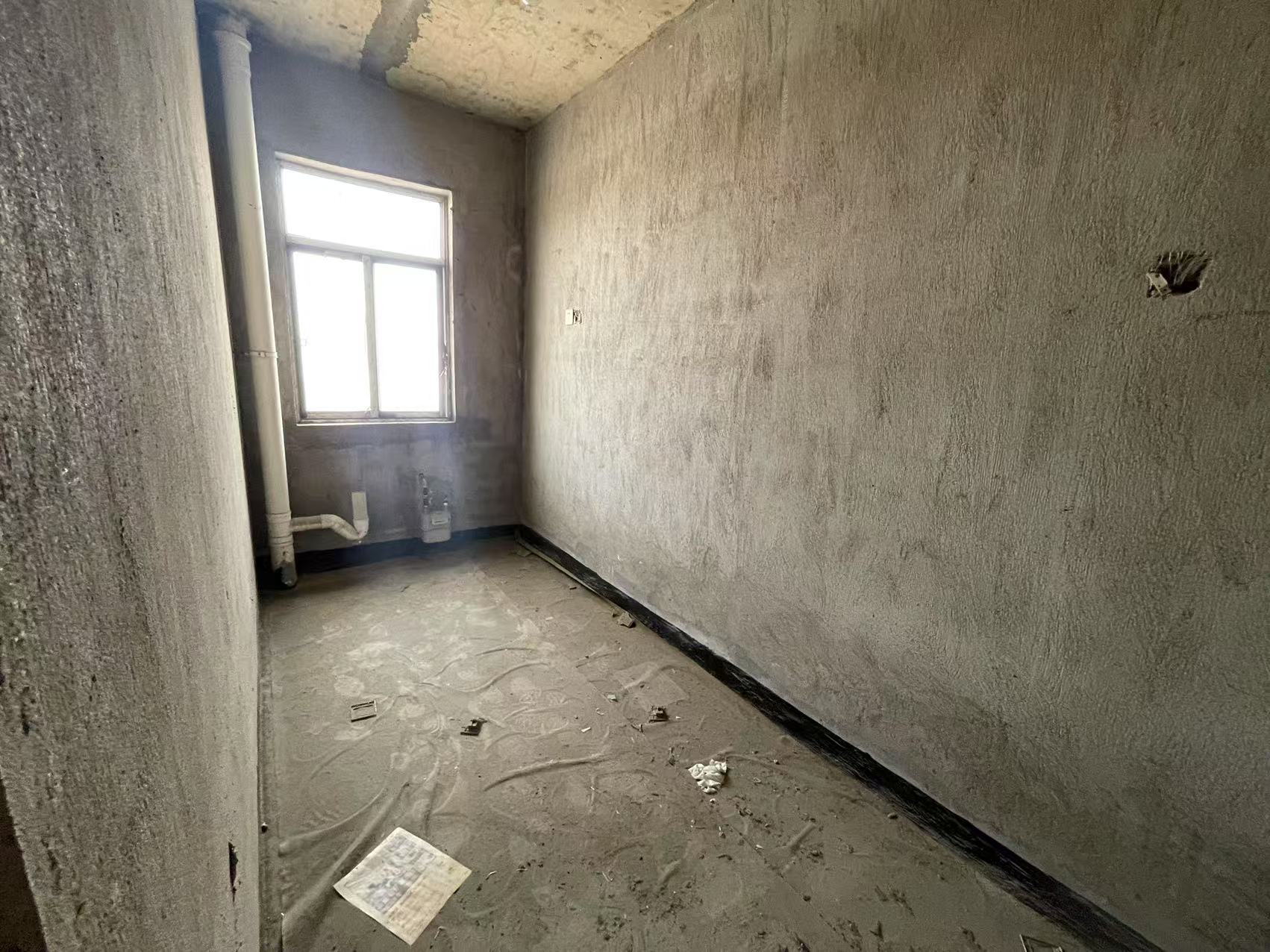 龙泰熙城  3室2厅1卫    39.8万 龙泰熙城  3室2厅1卫    39.8万室内图