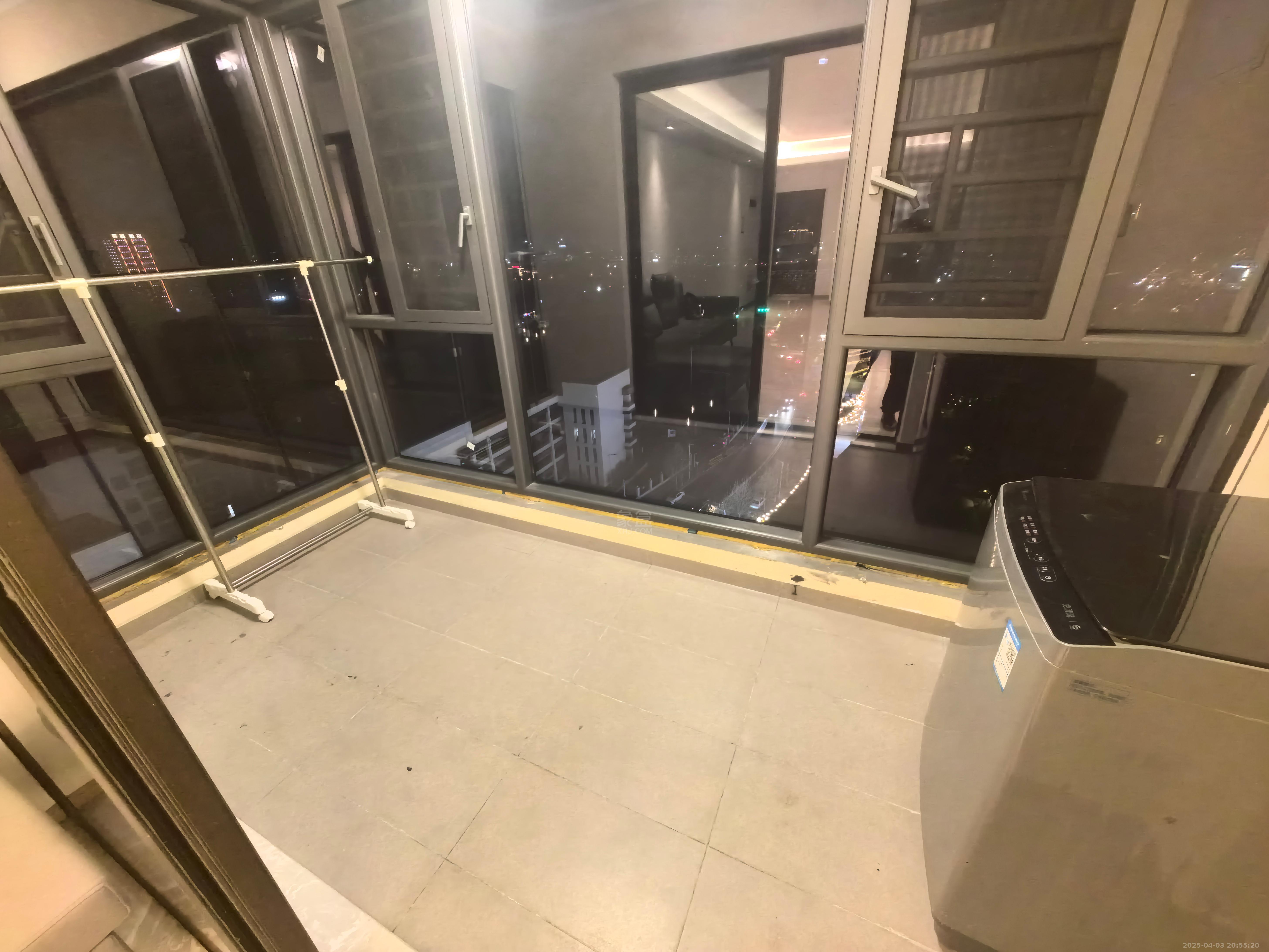 金茂如茂苑  3室2厅2卫   1800.00元/月室内图