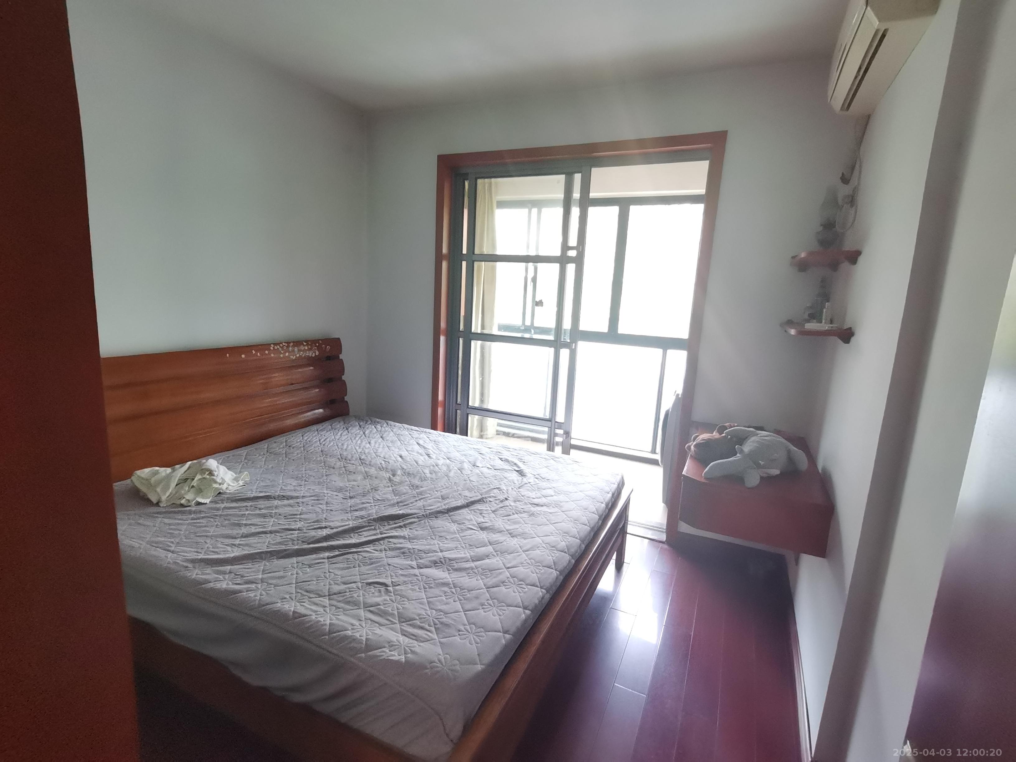 北湾景园  3室2厅2卫   2300.00元/月室内图