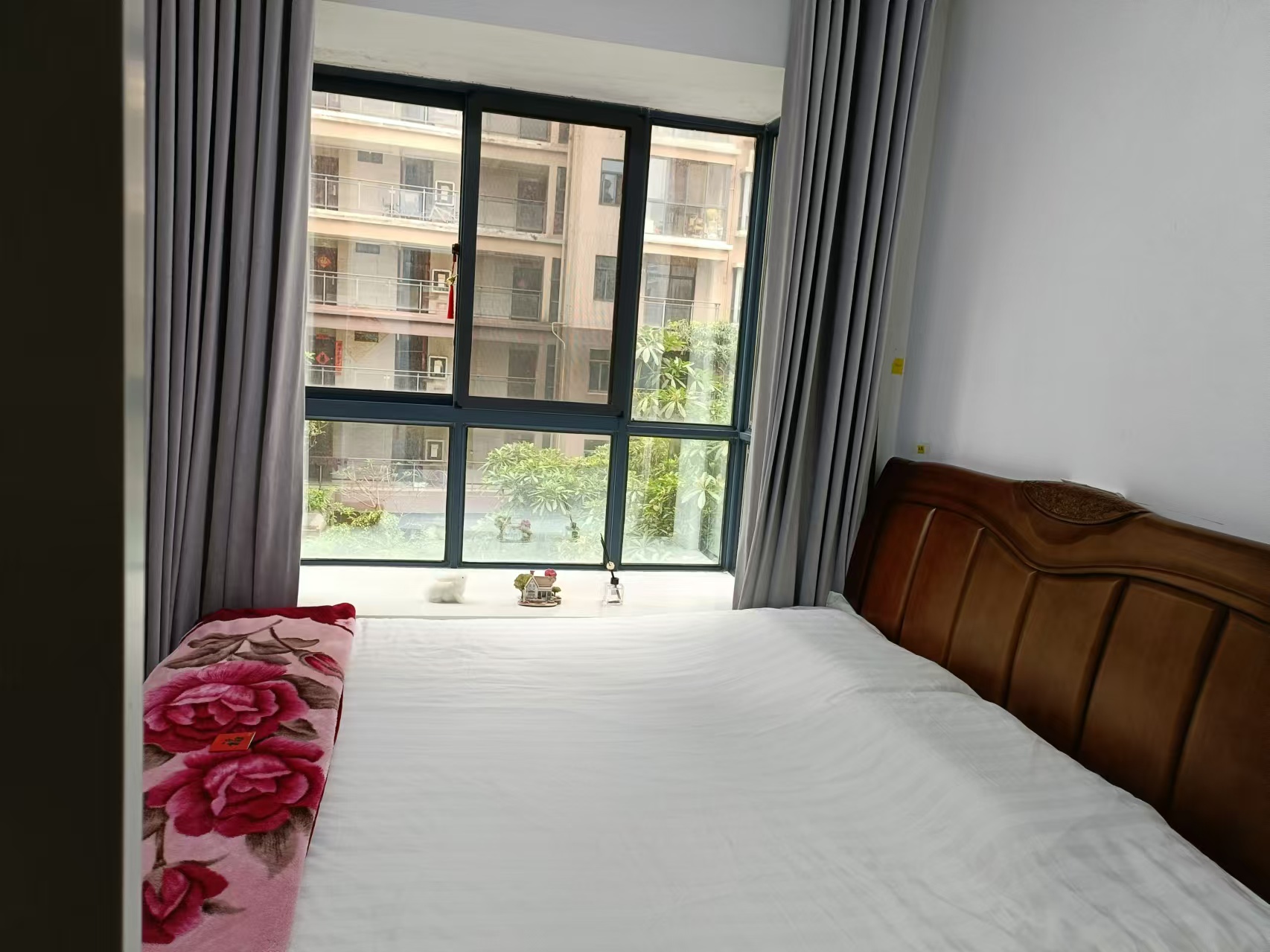 后海温泉小镇  2室1厅1卫    90.0万 后海温泉小镇  2室1厅1卫    90.0万客厅