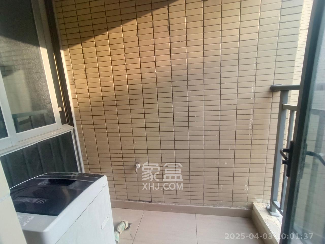 碧桂园南城首府（东宸林海）  3室2厅2卫   2200.00元/月室内图