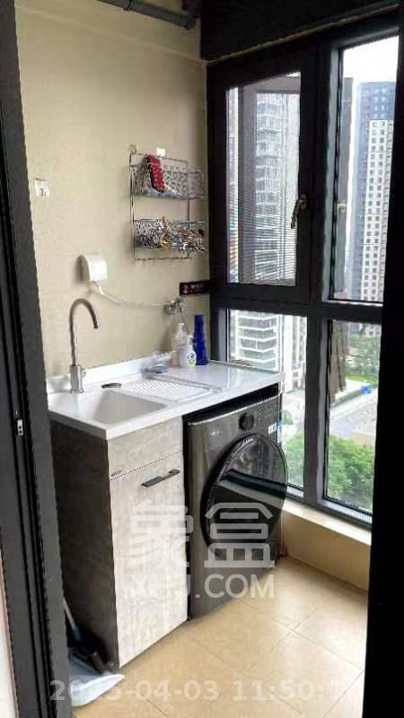 万科魅力之城 3室2厅2卫 2600.0元/月 万科魅力之城 3室2厅2卫 2600.0元/月室内图