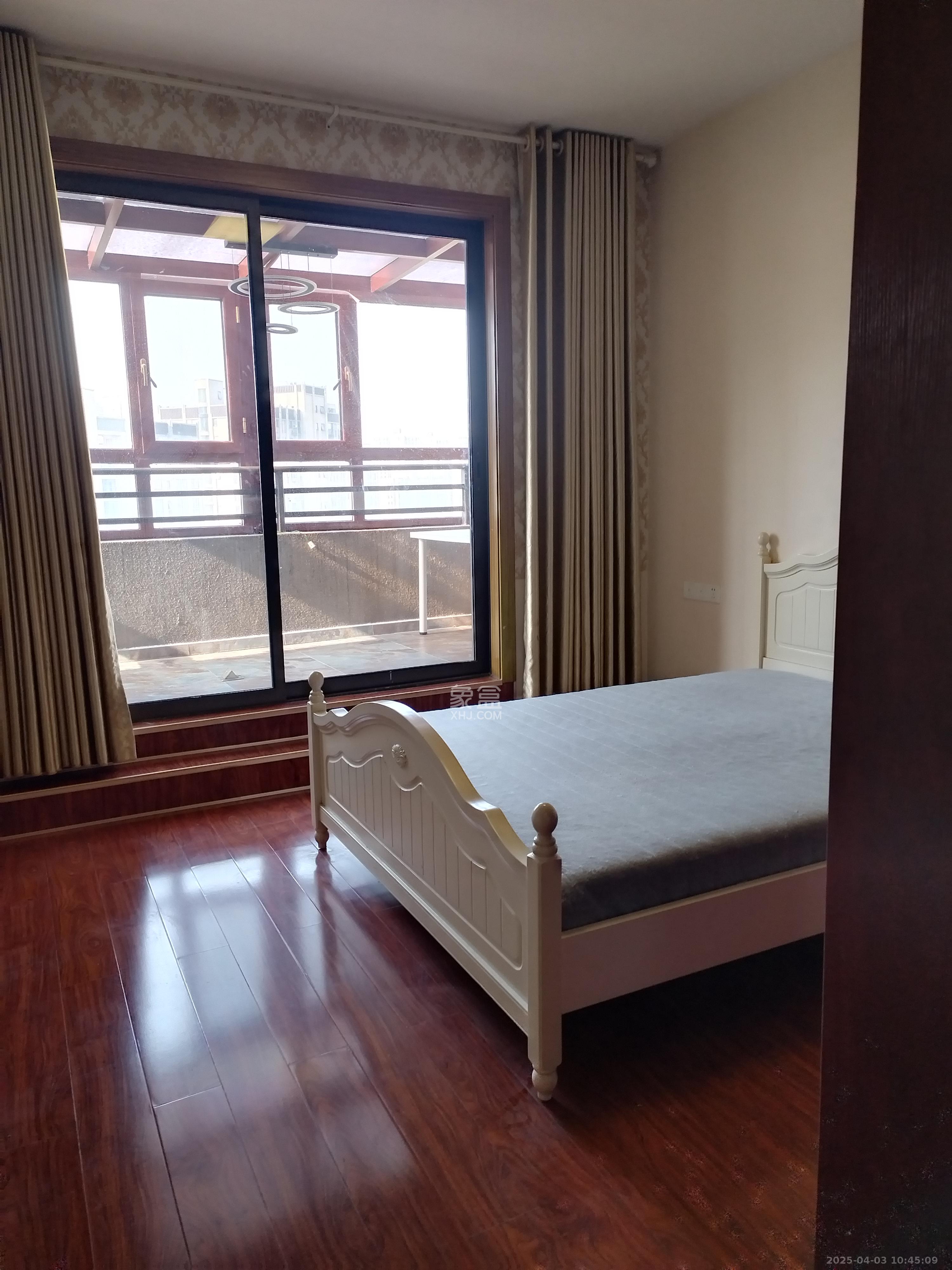 金茂梅溪湖 2室2厅1卫 2800.0元/月 金茂梅溪湖 2室2厅1卫 2800.0元/月室内图