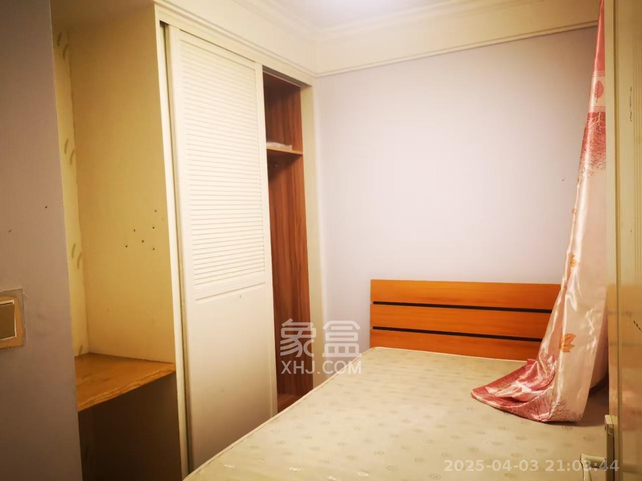 北辰三角洲E6区  4室2厅2卫   4300.00元/月室内图