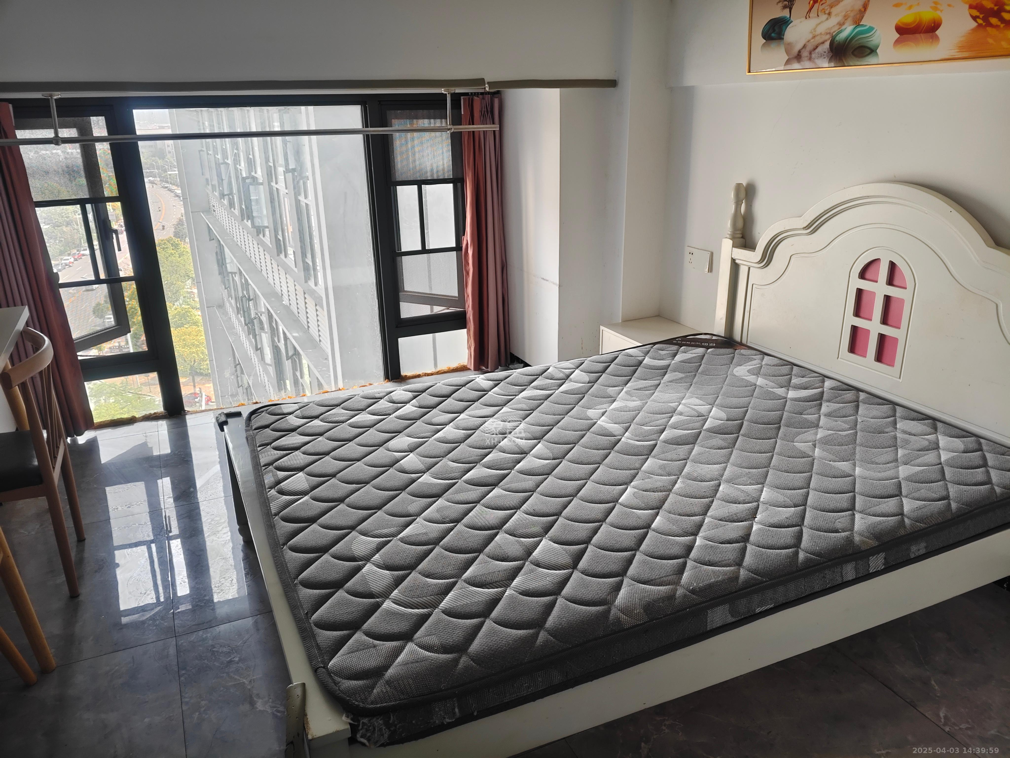 龙湖湘江星座(祺鑫星座公寓) 1室1厅1卫 1200.0元/月 龙湖湘江星座(祺鑫星座公寓) 1室1厅1卫 1200.0元/月室内图