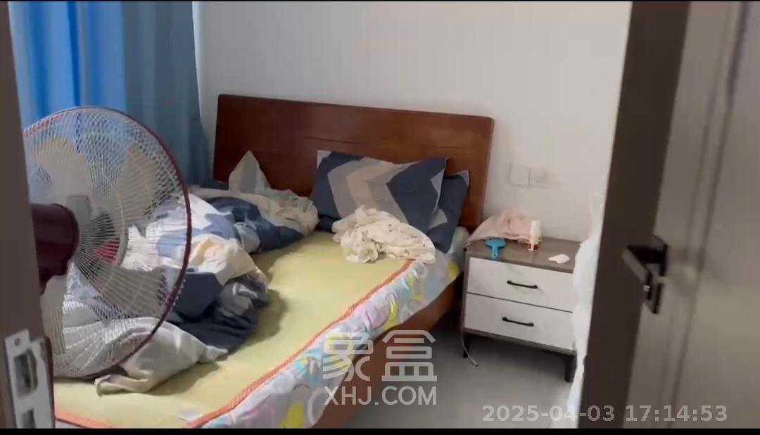 和悦城(蟠龙景苑)  3室2厅2卫   2200.00元/月