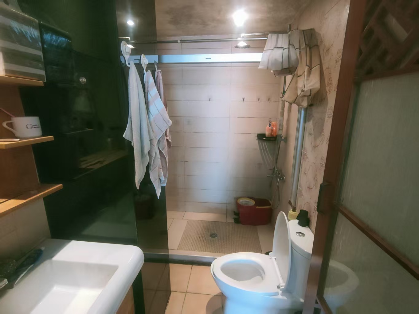 德意雅苑 3室2厅2卫 3500.0元/月 德意雅苑 3室2厅2卫 3500.0元/月室内图