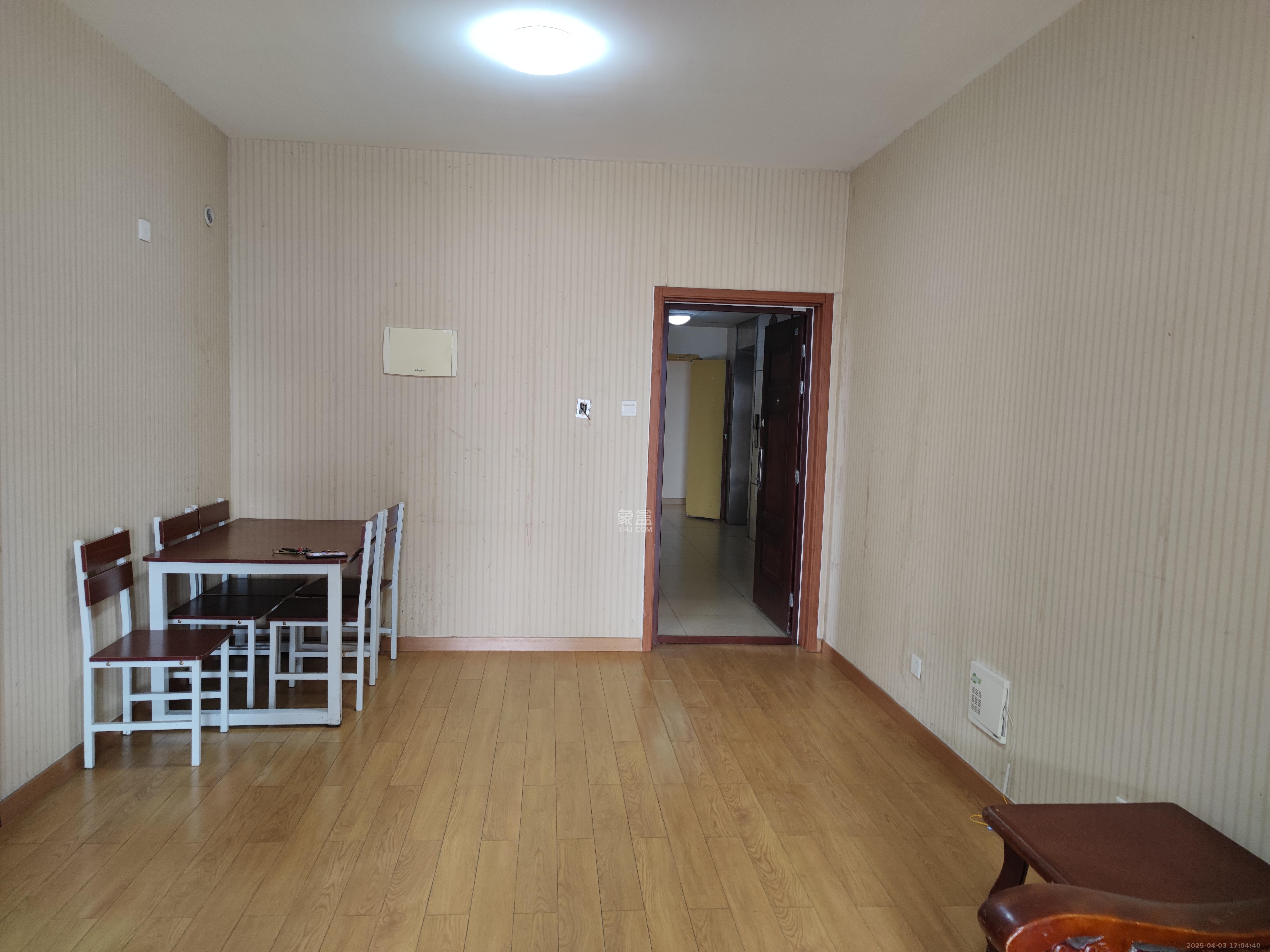 花样年华  2室2厅1卫    1200.0元/月 花样年华  2室2厅1卫    1200.0元/月室内图