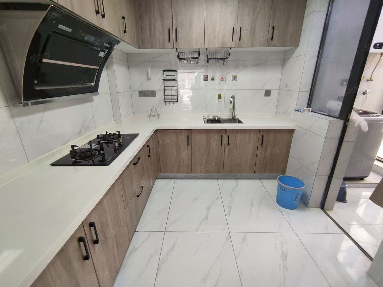 美的梧桐庄园 3室2厅2卫 2800.0元/月 美的梧桐庄园 3室2厅2卫 2800.0元/月室内图