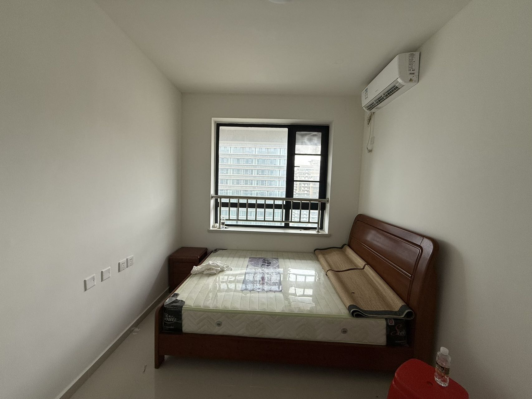 天地凤凰城  2室2厅1卫    99.0万 天地凤凰城  2室2厅1卫    99.0万室内图