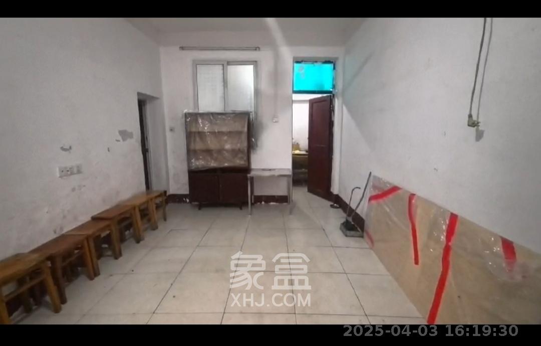 堂皇里散盘  3室1厅1卫   2200.00元/月室内图