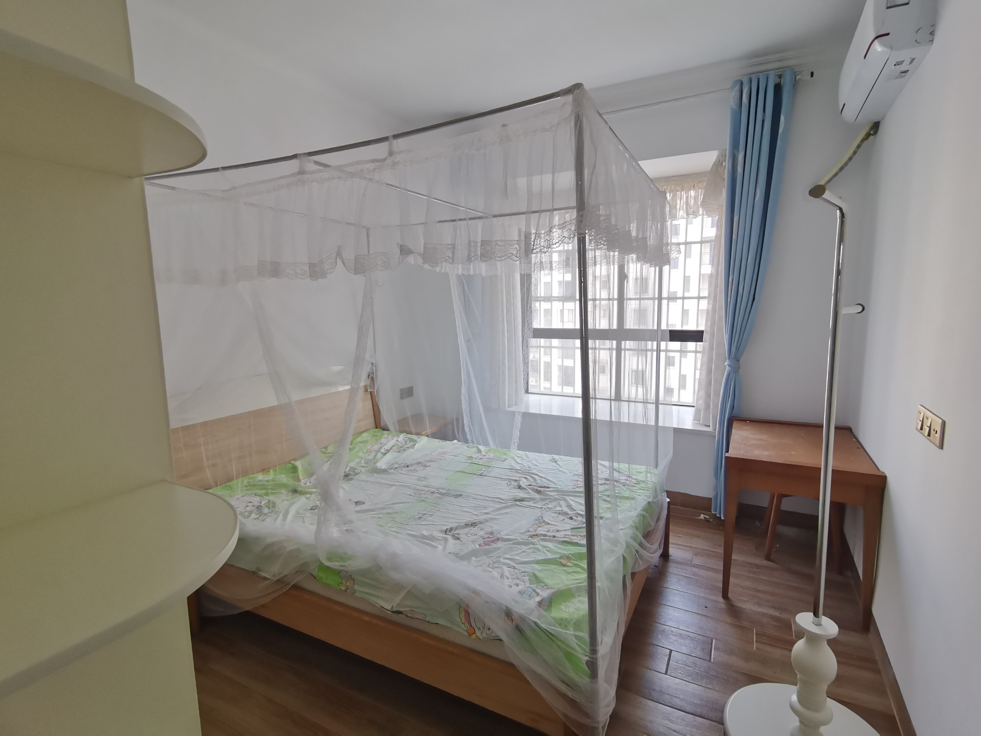 香江豪庭  2室2厅1卫   1900.00元/月室内图