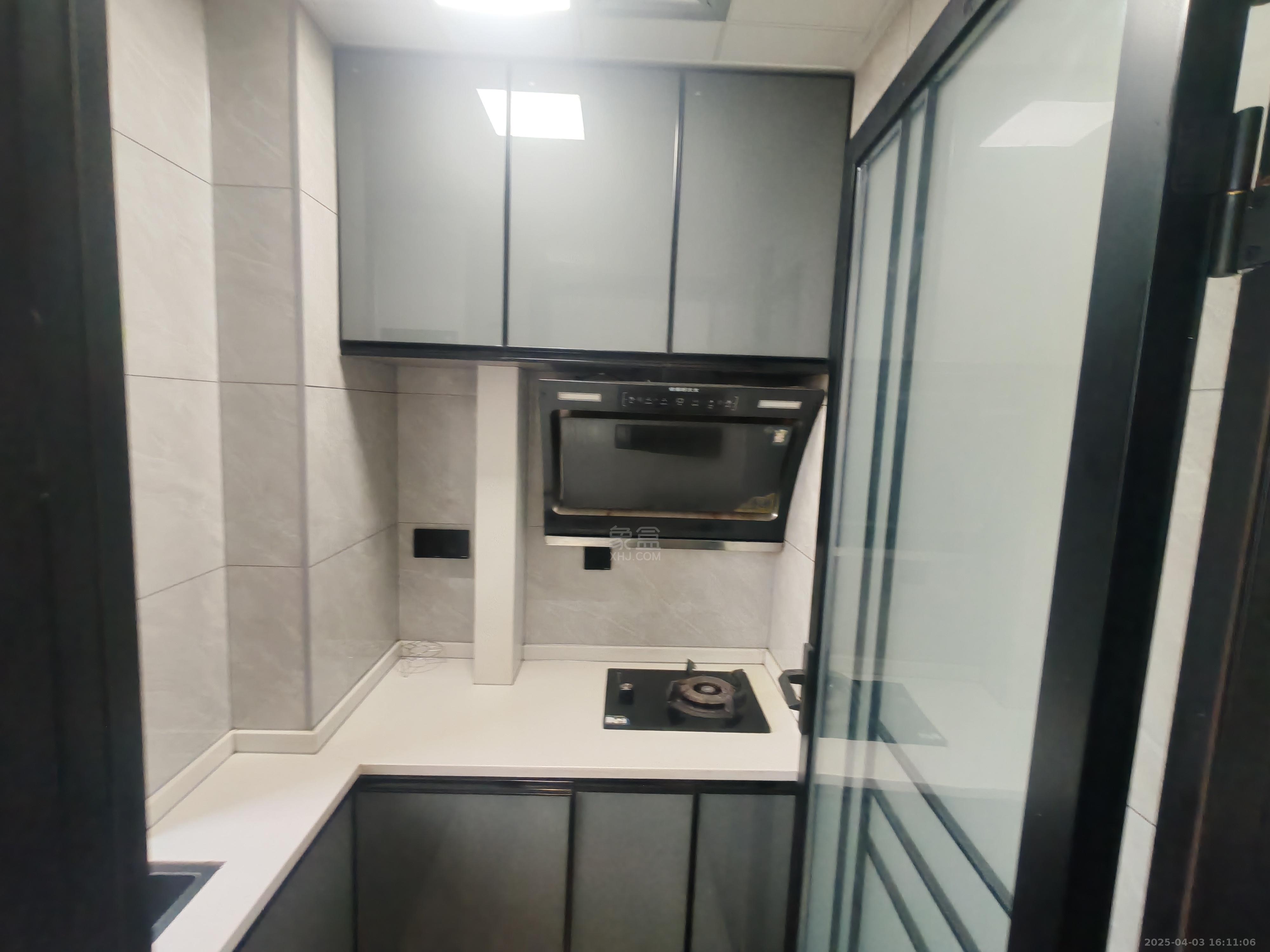 和顺天河广场(型格广场)  1室1厅1卫    1200.0元/月 和顺天河广场(型格广场)  1室1厅1卫    1200.0元/月室内图