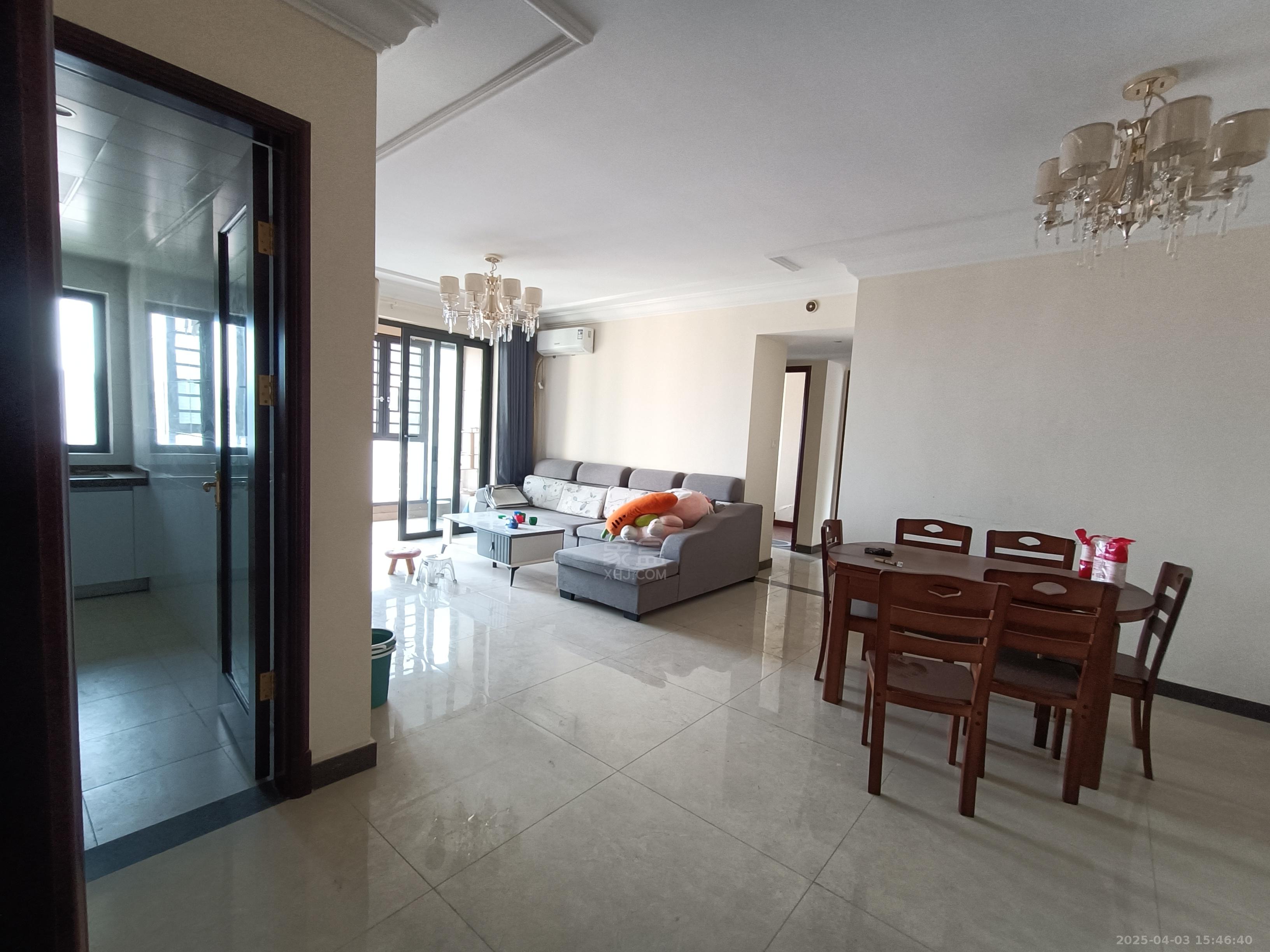 恒大华府 3室2厅2卫 2400.0元/月 恒大华府 3室2厅2卫 2400.0元/月室内图