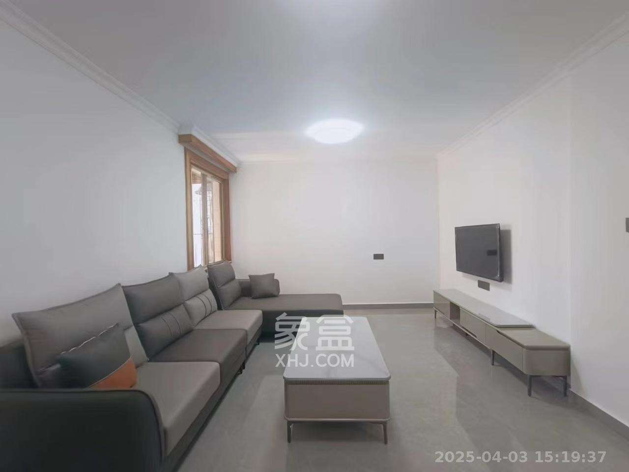 城市花园  2室2厅1卫   2500.00元/月