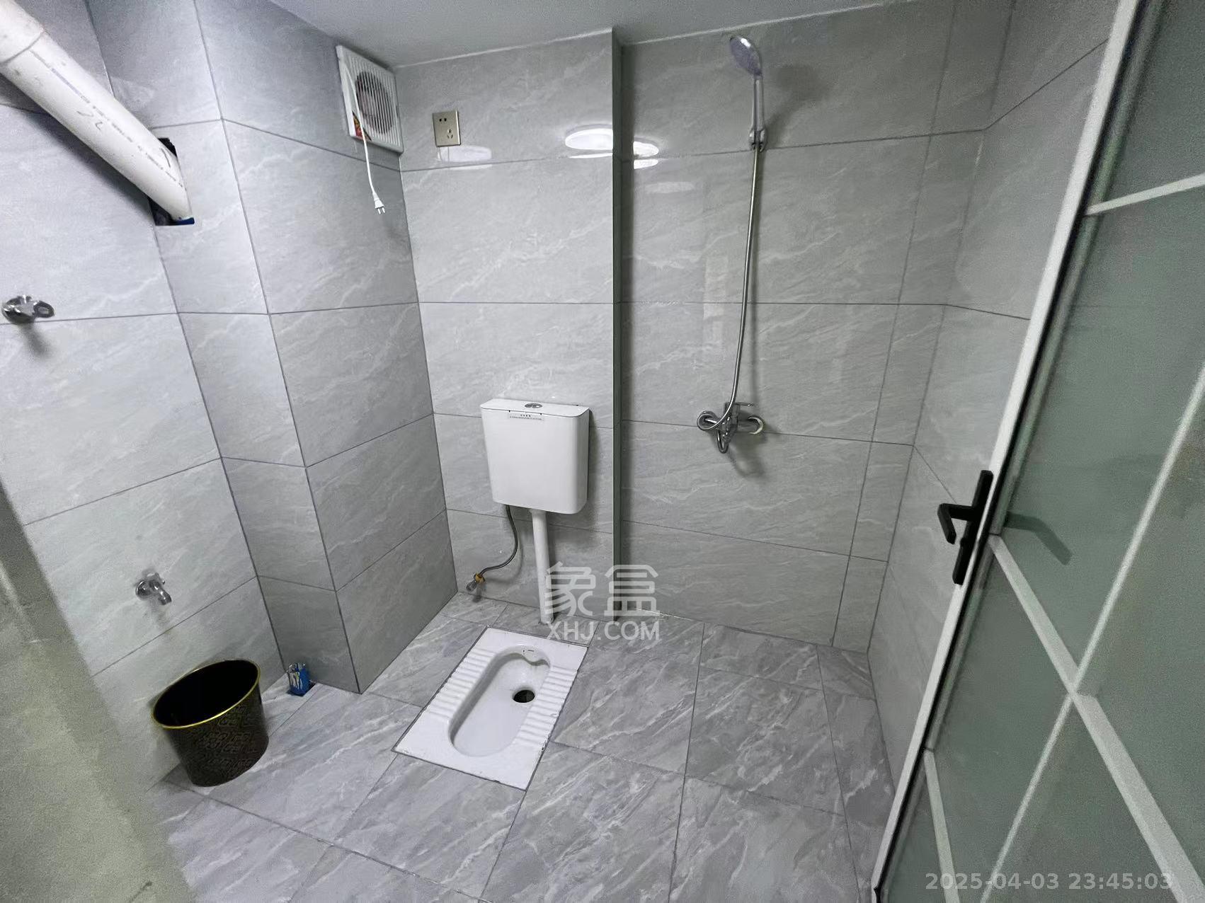 弘阳时光里 2室2厅1卫 2800.0元/月 弘阳时光里 2室2厅1卫 2800.0元/月室内图