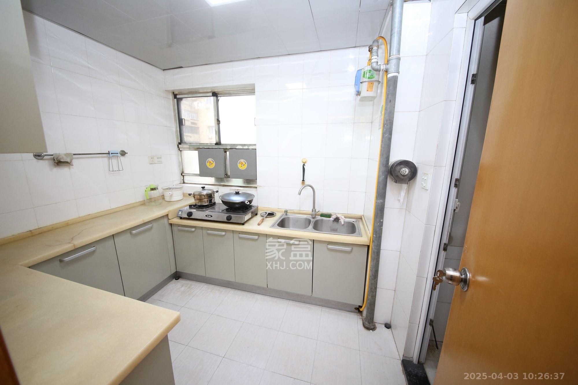 省政府五所 3室1厅1卫 3700.0元/月 省政府五所 3室1厅1卫 3700.0元/月室内图