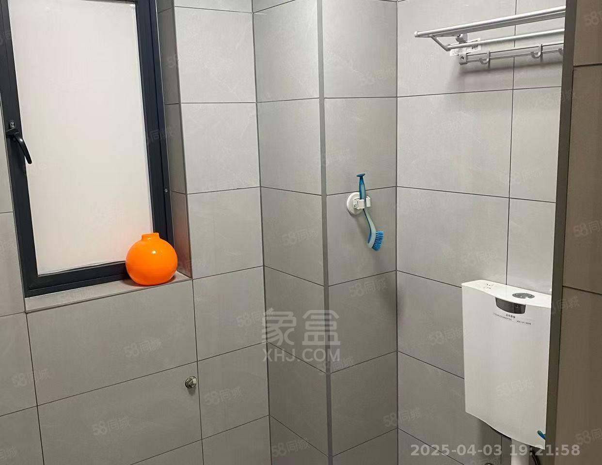 时代新城(翰林府) 2室1厅1卫 1700.0元/月 时代新城(翰林府) 2室1厅1卫 1700.0元/月室内图