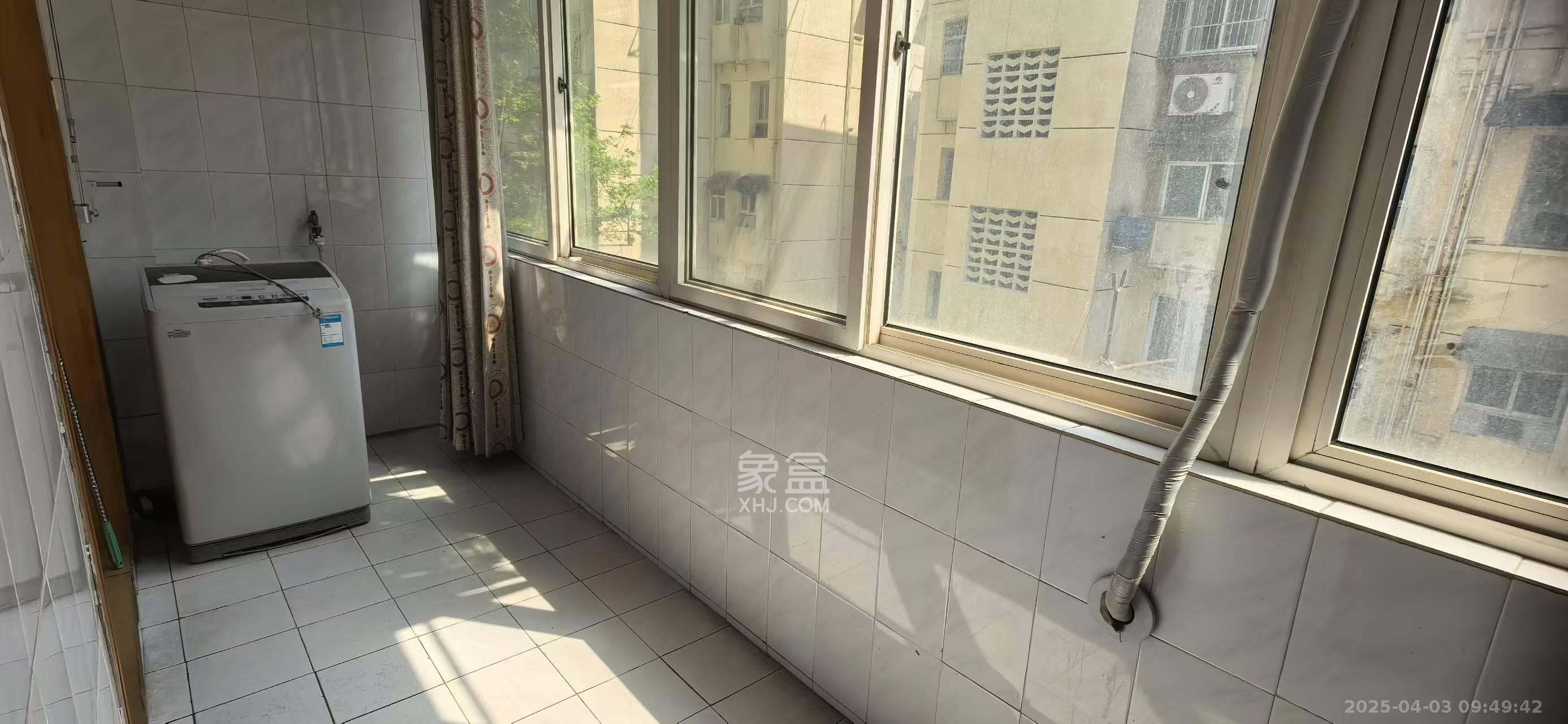 工農(nóng)街散盤  2室1廳1衛(wèi)   1500.00元/月室內(nèi)圖