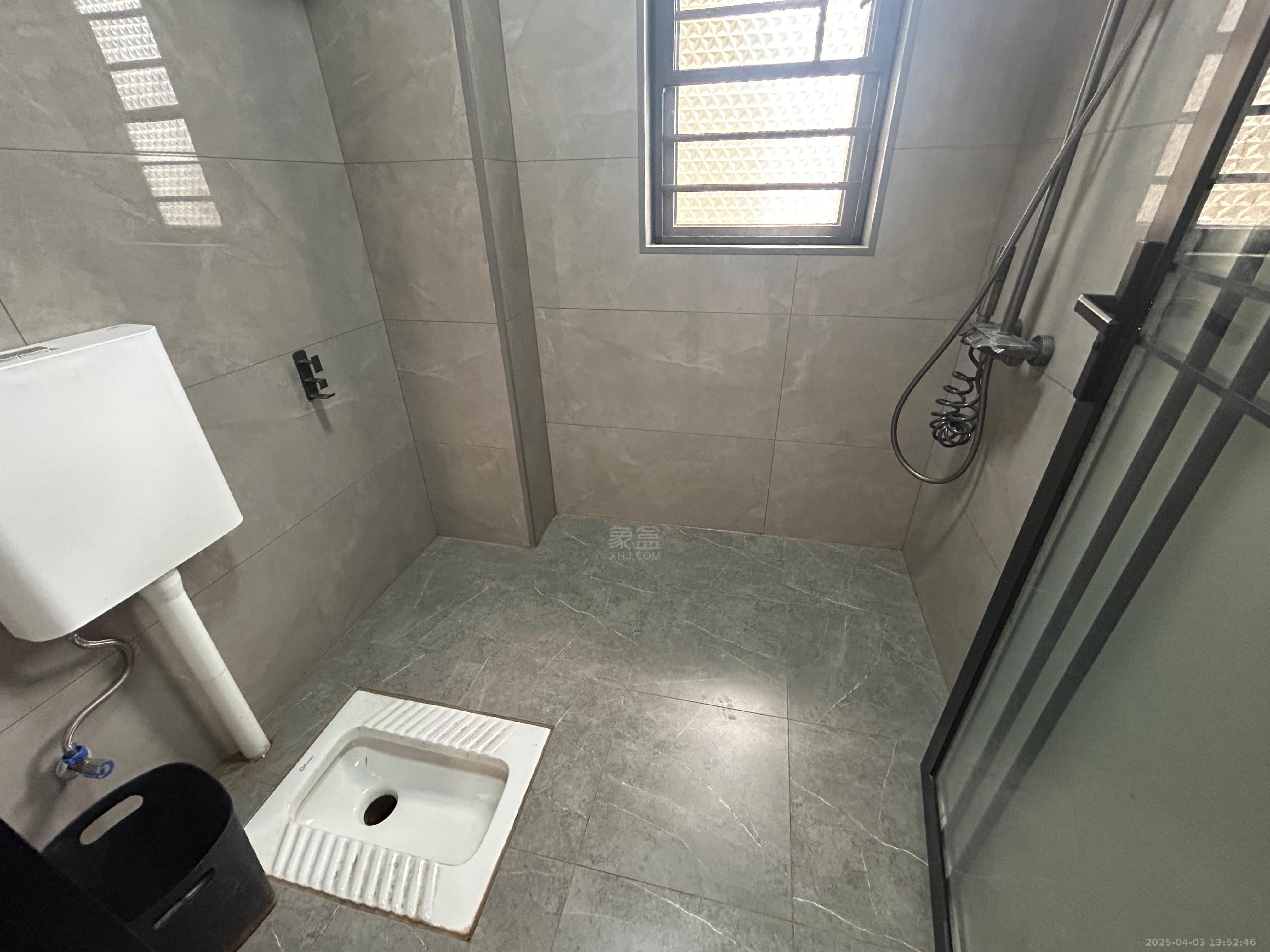 中建江湾壹号 3室2厅1卫 2300.0元/月 中建江湾壹号 3室2厅1卫 2300.0元/月室内图