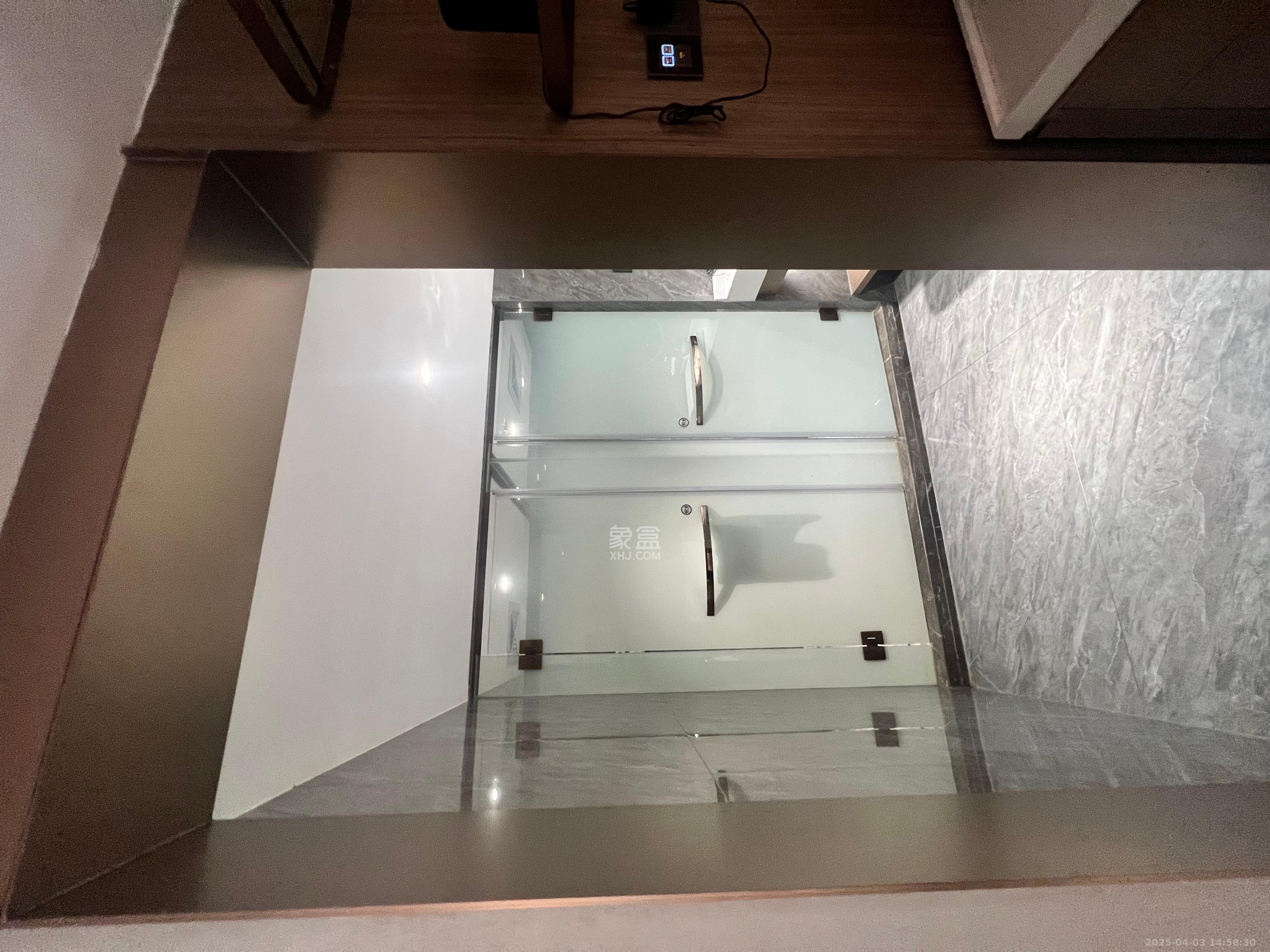 佳兆业云顶都汇 1室0厅1卫 1500.0元/月 佳兆业云顶都汇 1室0厅1卫 1500.0元/月室内图