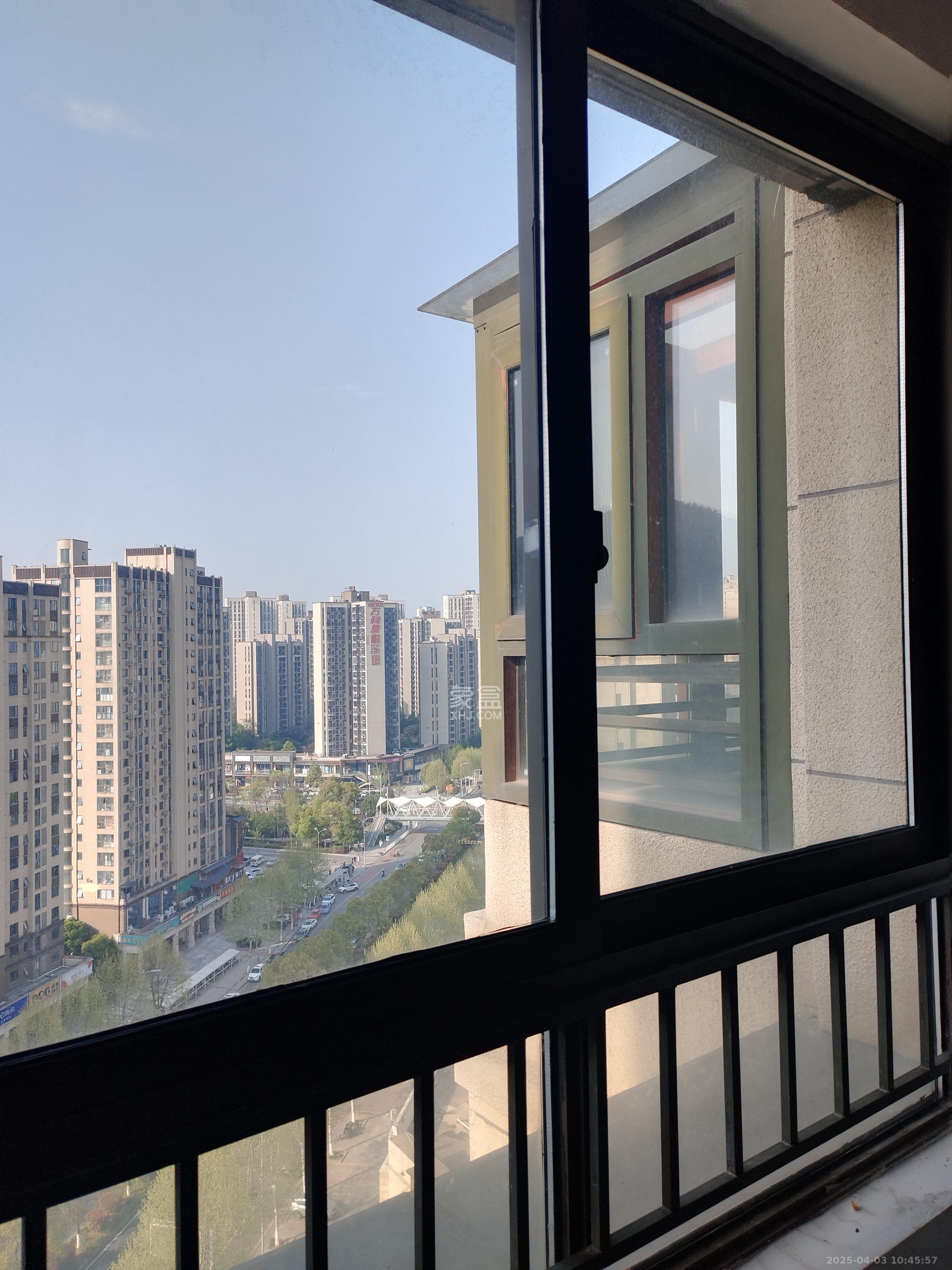 金茂梅溪湖 2室2厅1卫 2800.0元/月 金茂梅溪湖 2室2厅1卫 2800.0元/月室内图