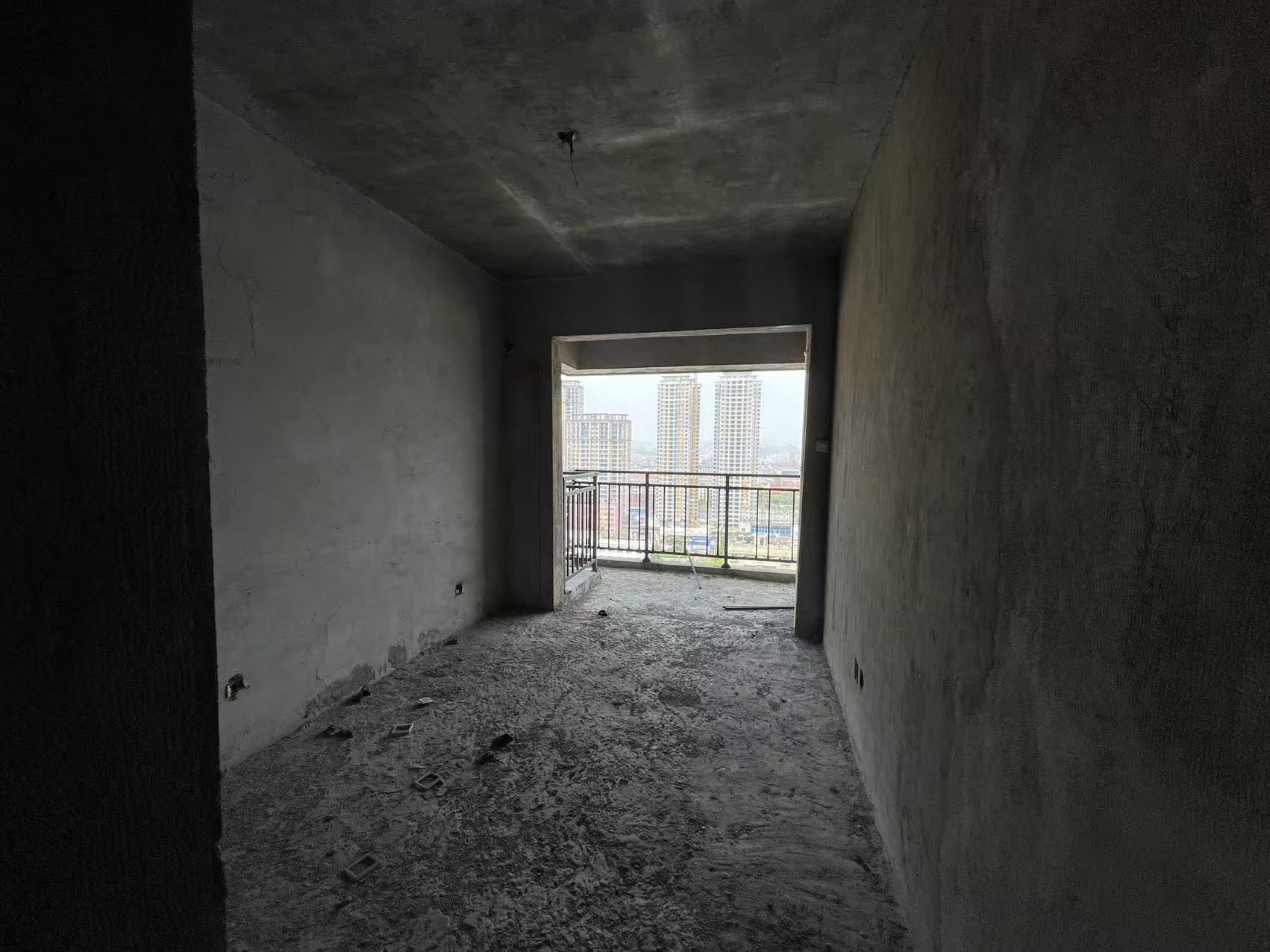 龙泰熙城  3室2厅1卫    39.8万 龙泰熙城  3室2厅1卫    39.8万室内图