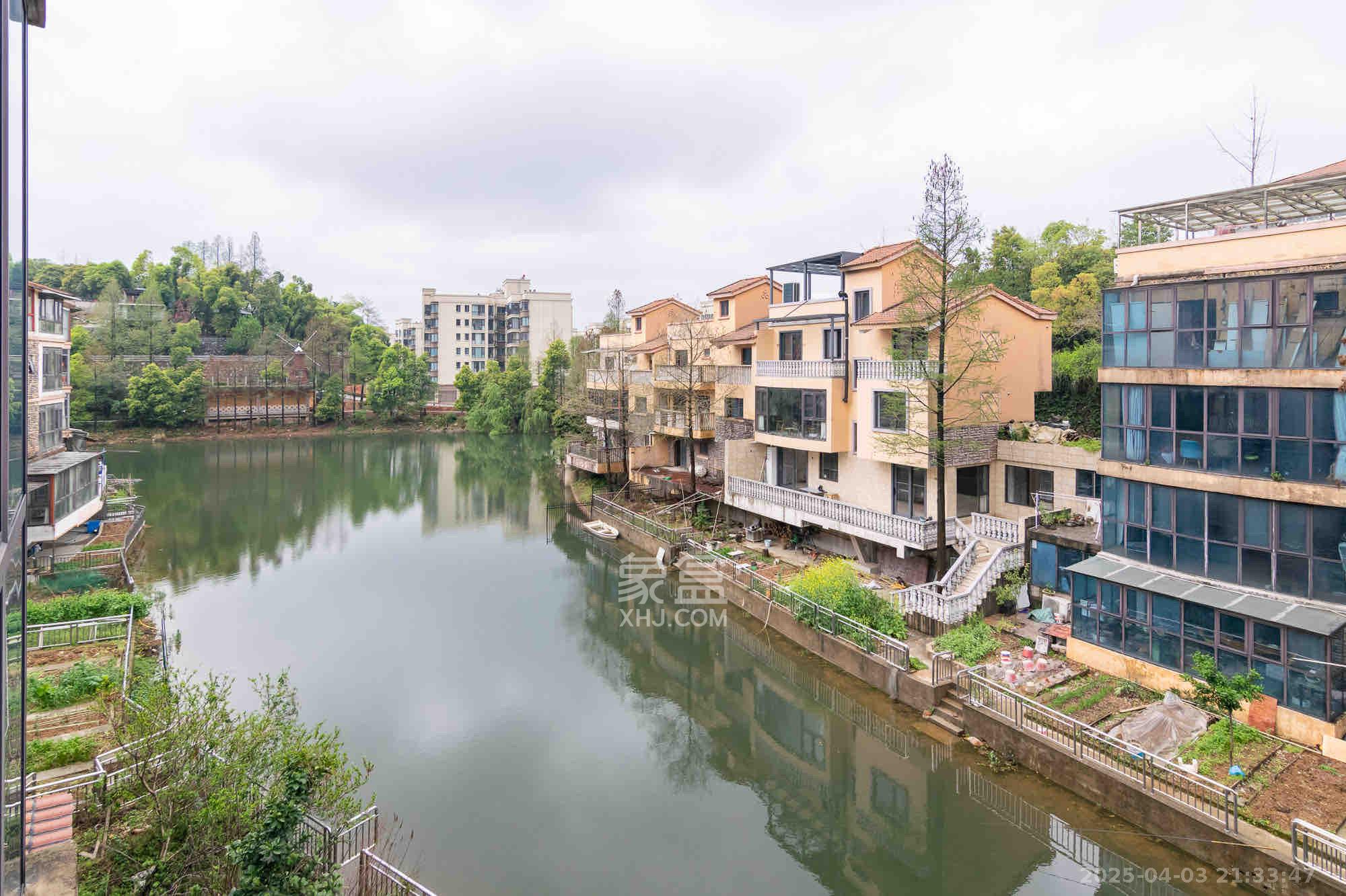 悦禧国际山庄 5室0厅3卫 4000.0元/月 悦禧国际山庄 5室0厅3卫 4000.0元/月室内图