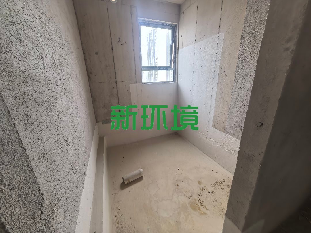 荣盛花语书院  3室2厅2卫   79.80万客厅