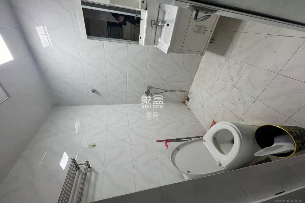 钰龙天下二期(钰龙佳园) 1室1厅1卫 1200.0元/月 钰龙天下二期(钰龙佳园) 1室1厅1卫 1200.0元/月室内图