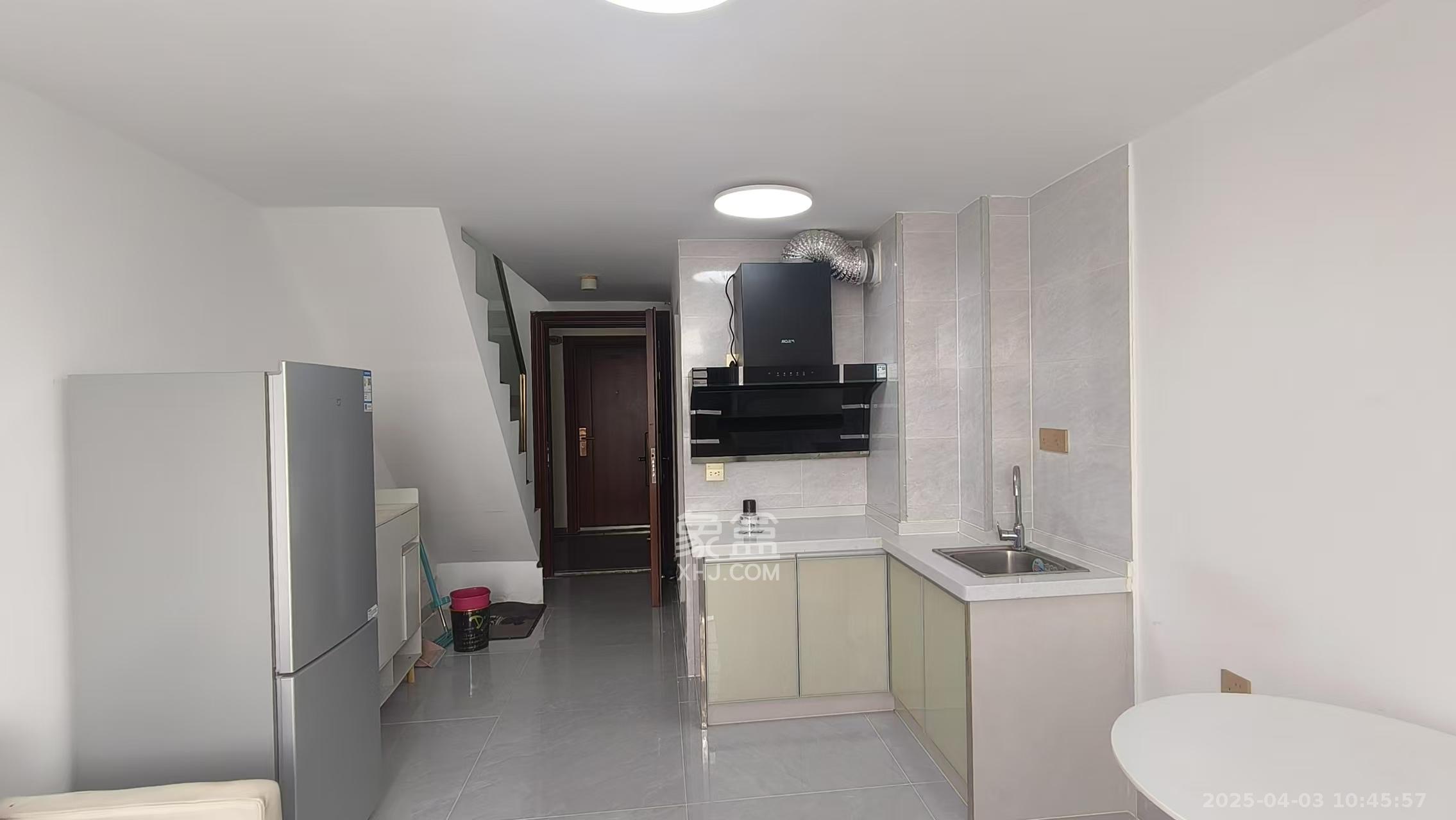 碧桂园星荟 1室0厅0卫 1300.0元/月 碧桂园星荟 1室0厅0卫 1300.0元/月室内图