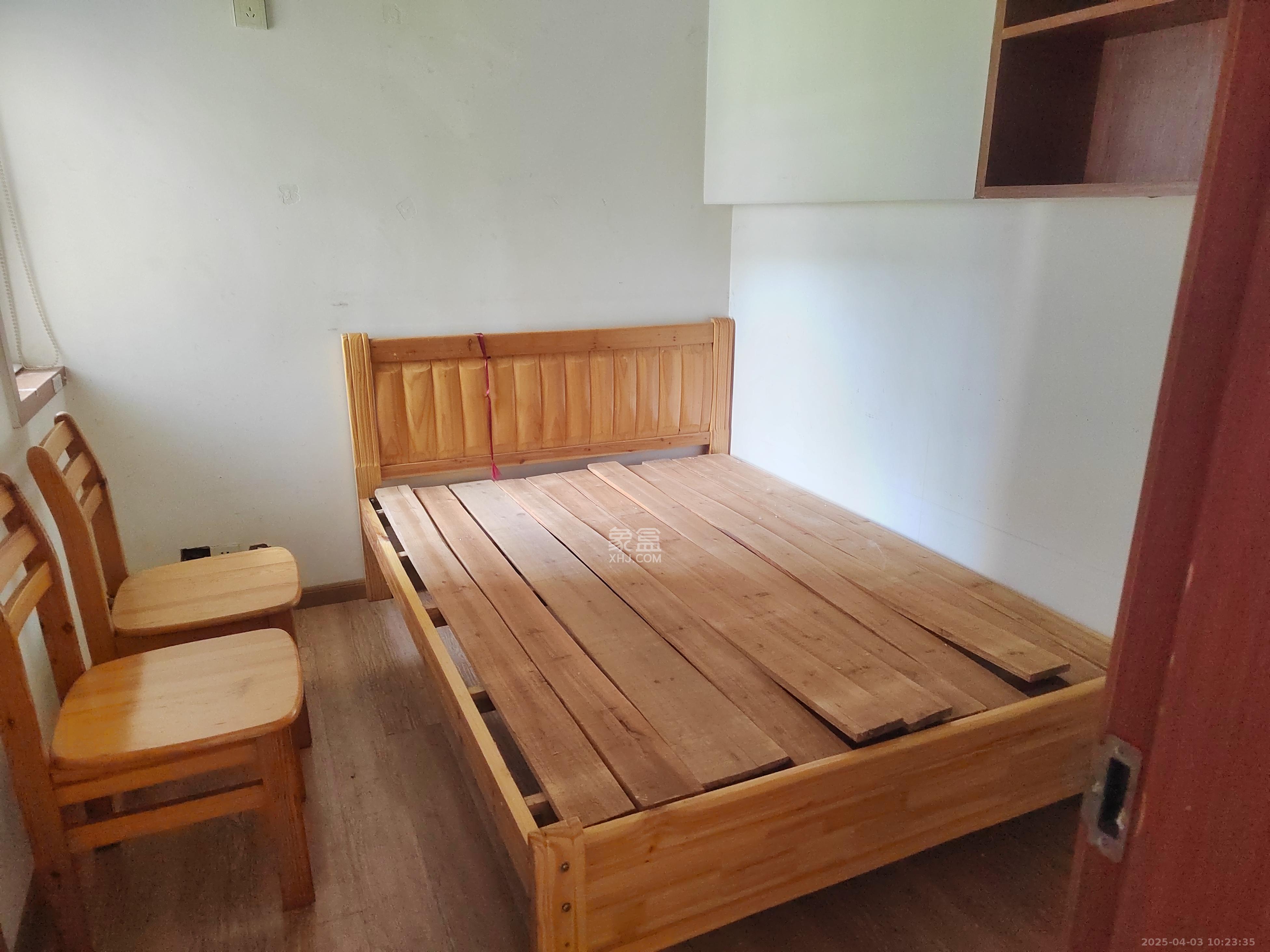 鄱阳小区  1室0厅0卫    1500.0元/月 鄱阳小区  1室0厅0卫    1500.0元/月室内图