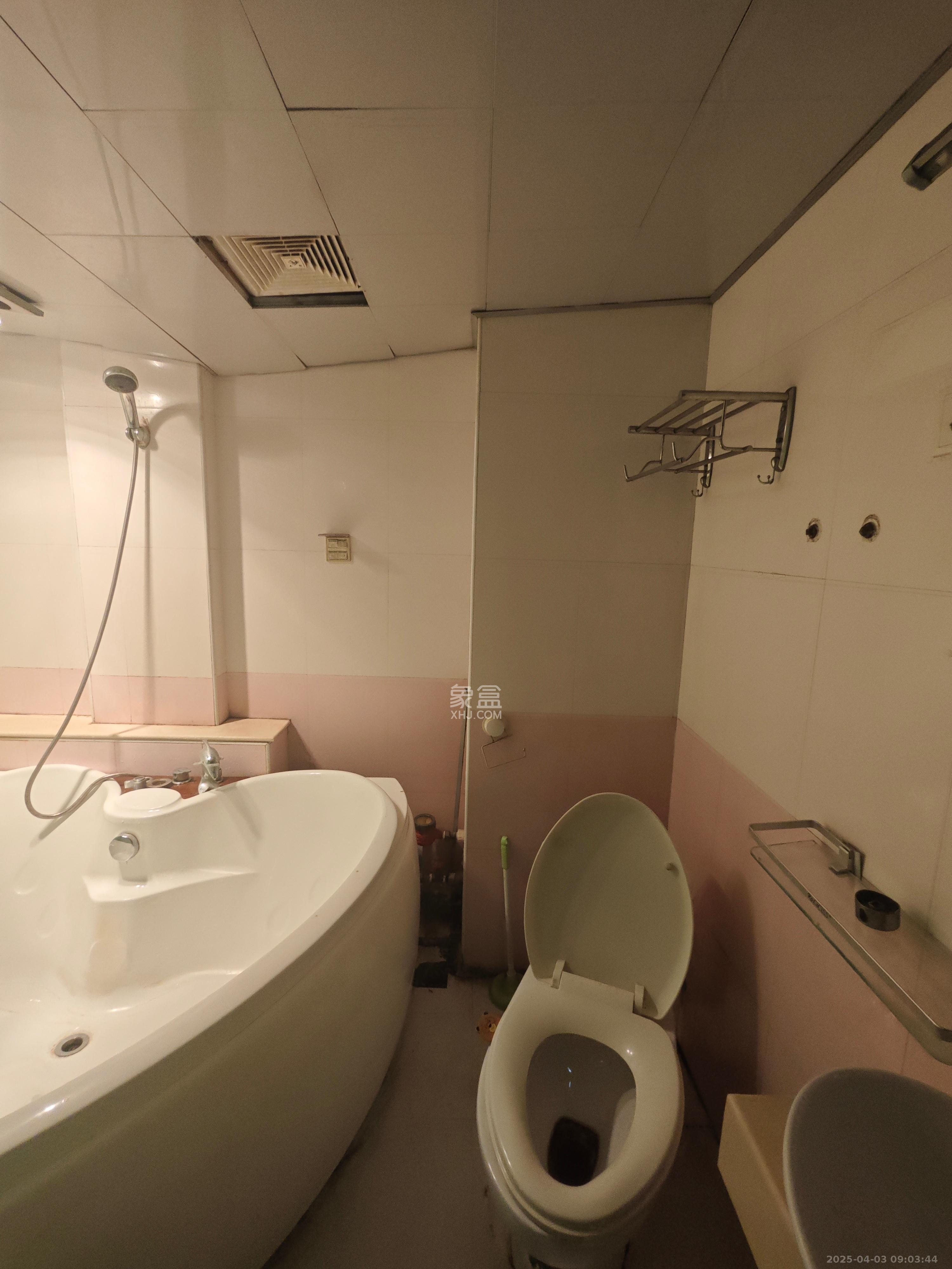 2076至高点 0室1厅1卫 1100.0元/月 2076至高点 0室1厅1卫 1100.0元/月室内图