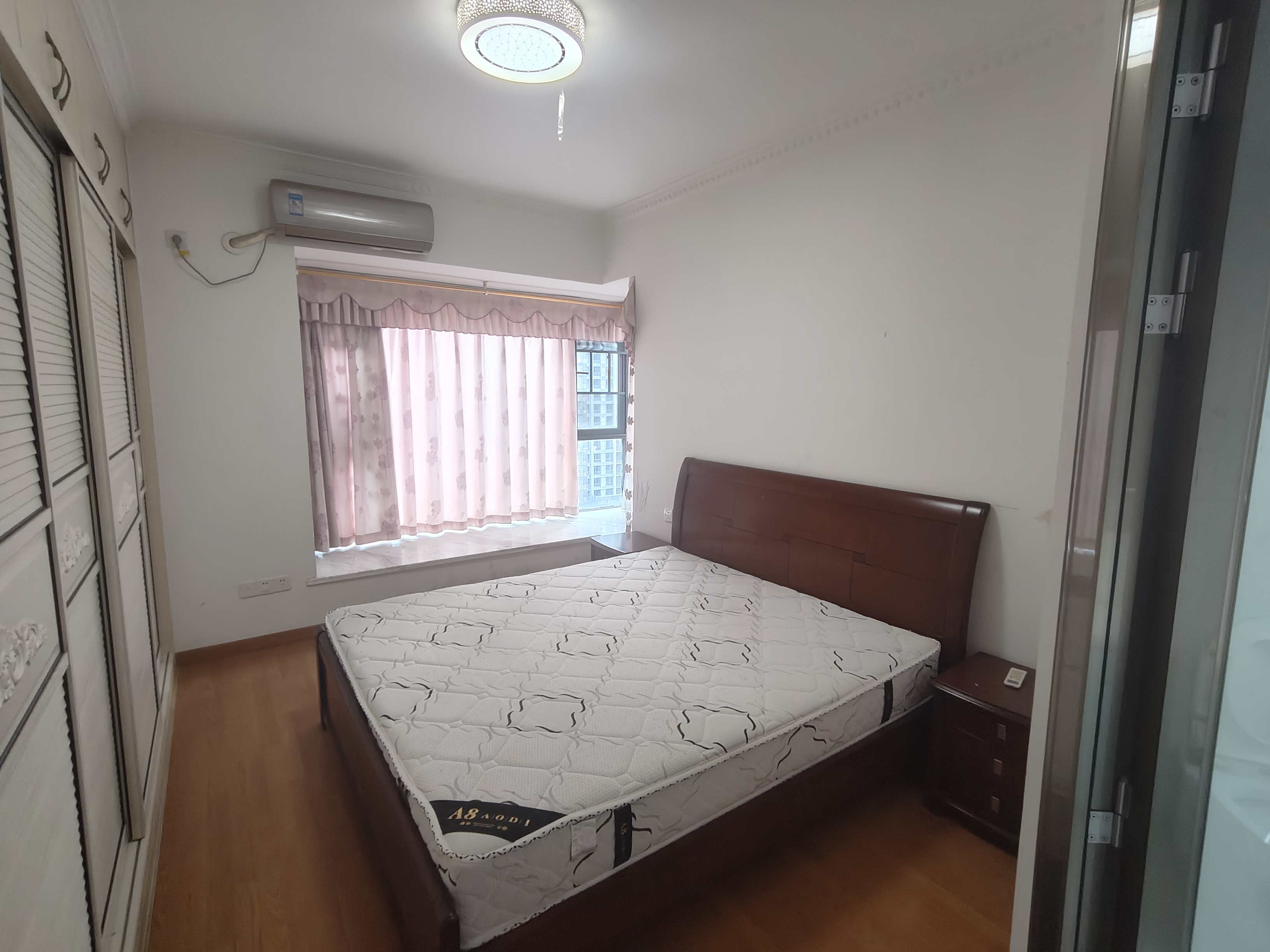 金河湾1881  3室0厅2卫   2800.00元/月户型图