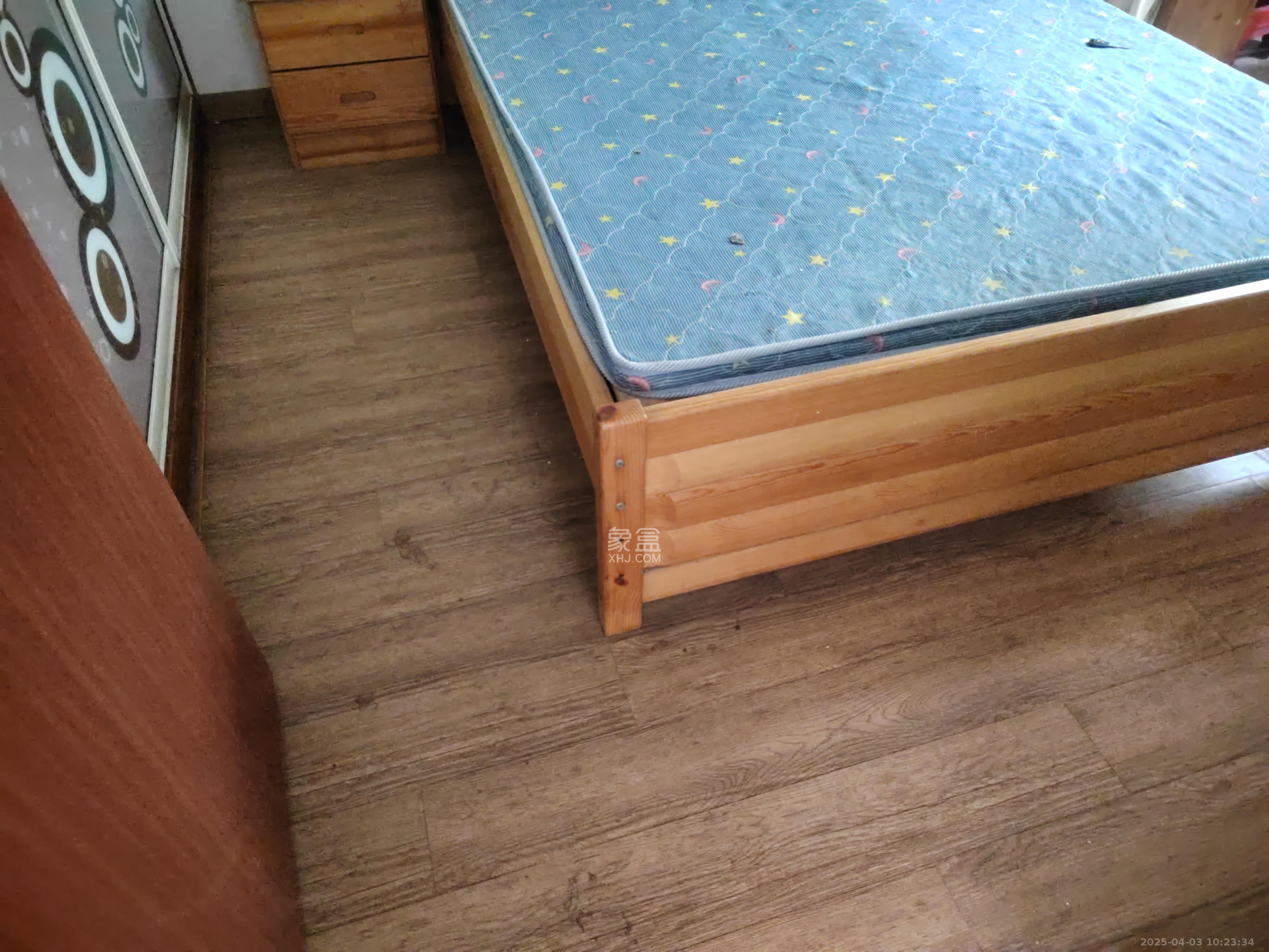 鄱阳小区  1室0厅0卫    1500.0元/月 鄱阳小区  1室0厅0卫    1500.0元/月室内图