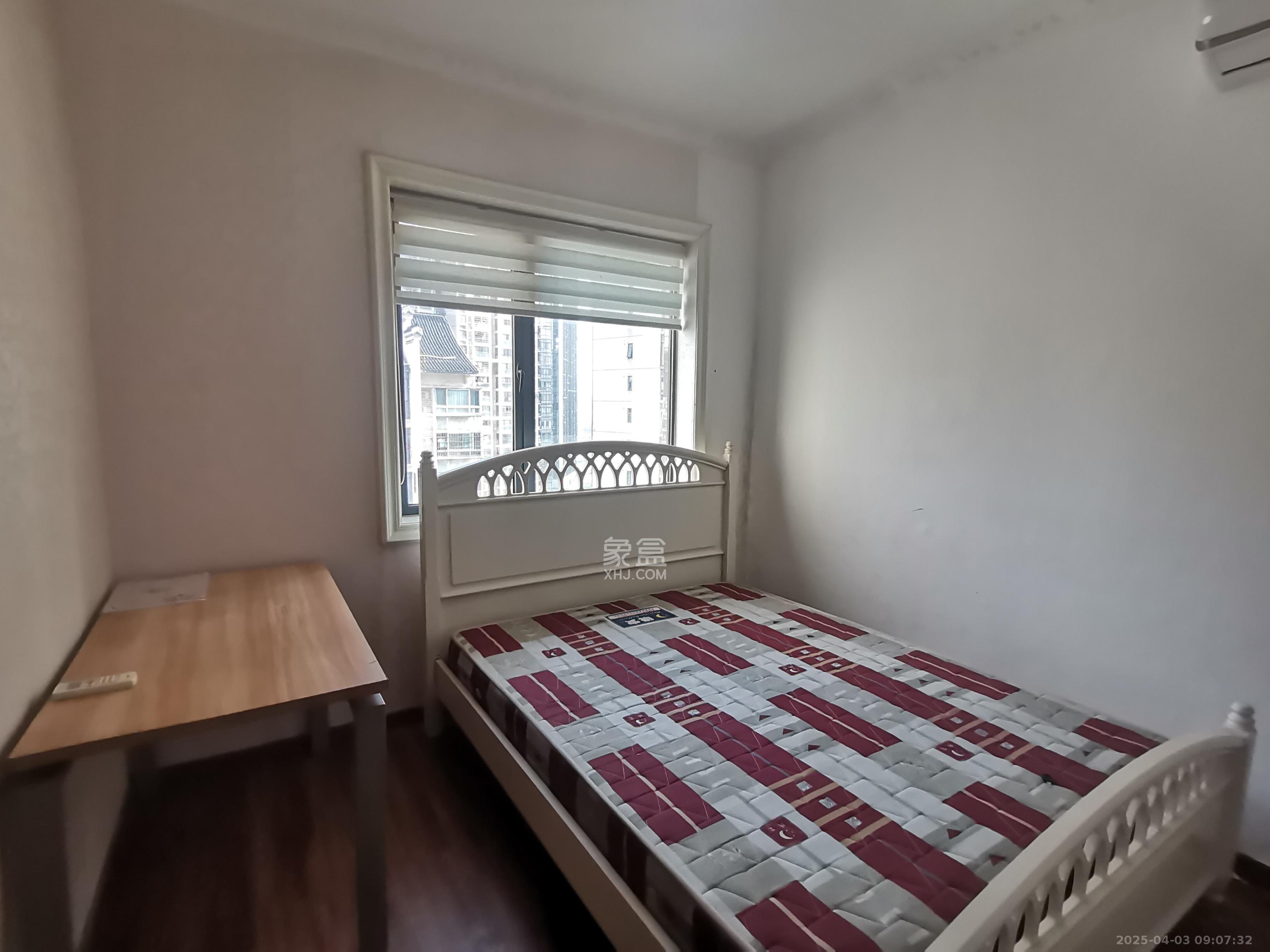 嘉宇盛世华章 3室2厅2卫 2600.0元/月 嘉宇盛世华章 3室2厅2卫 2600.0元/月室内图