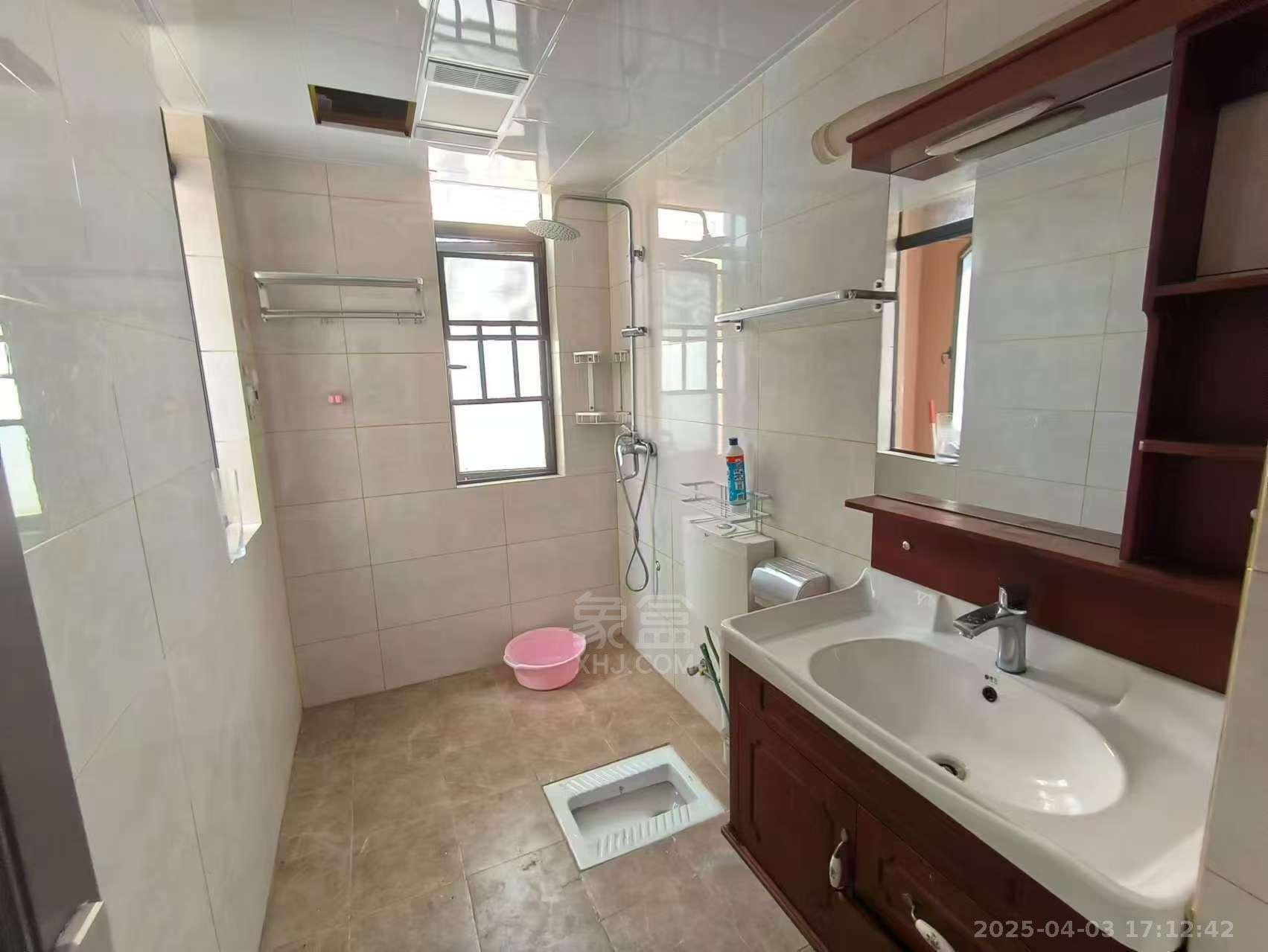 湘银星城 3室2厅2卫 1800.0元/月 湘银星城 3室2厅2卫 1800.0元/月室内图