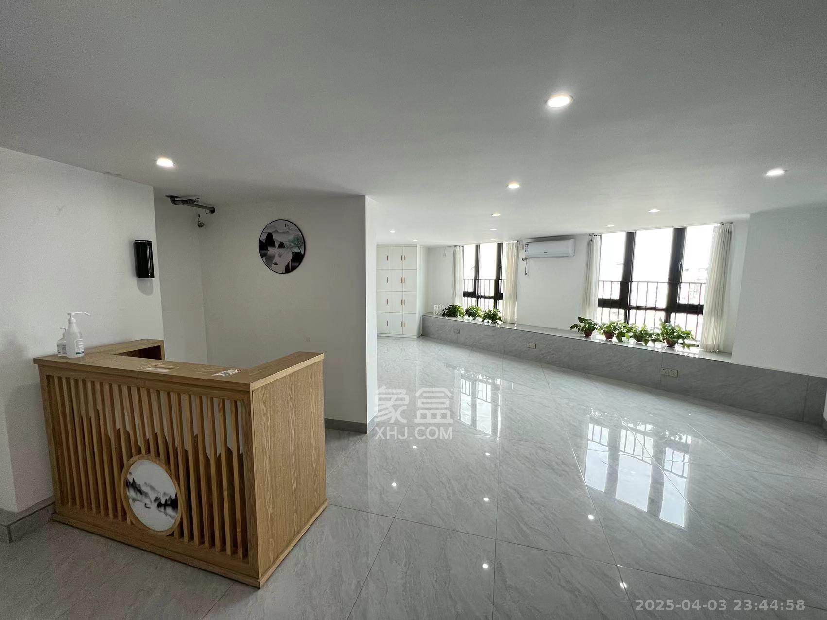 弘阳时光里 2室2厅1卫 2800.0元/月 弘阳时光里 2室2厅1卫 2800.0元/月室内图