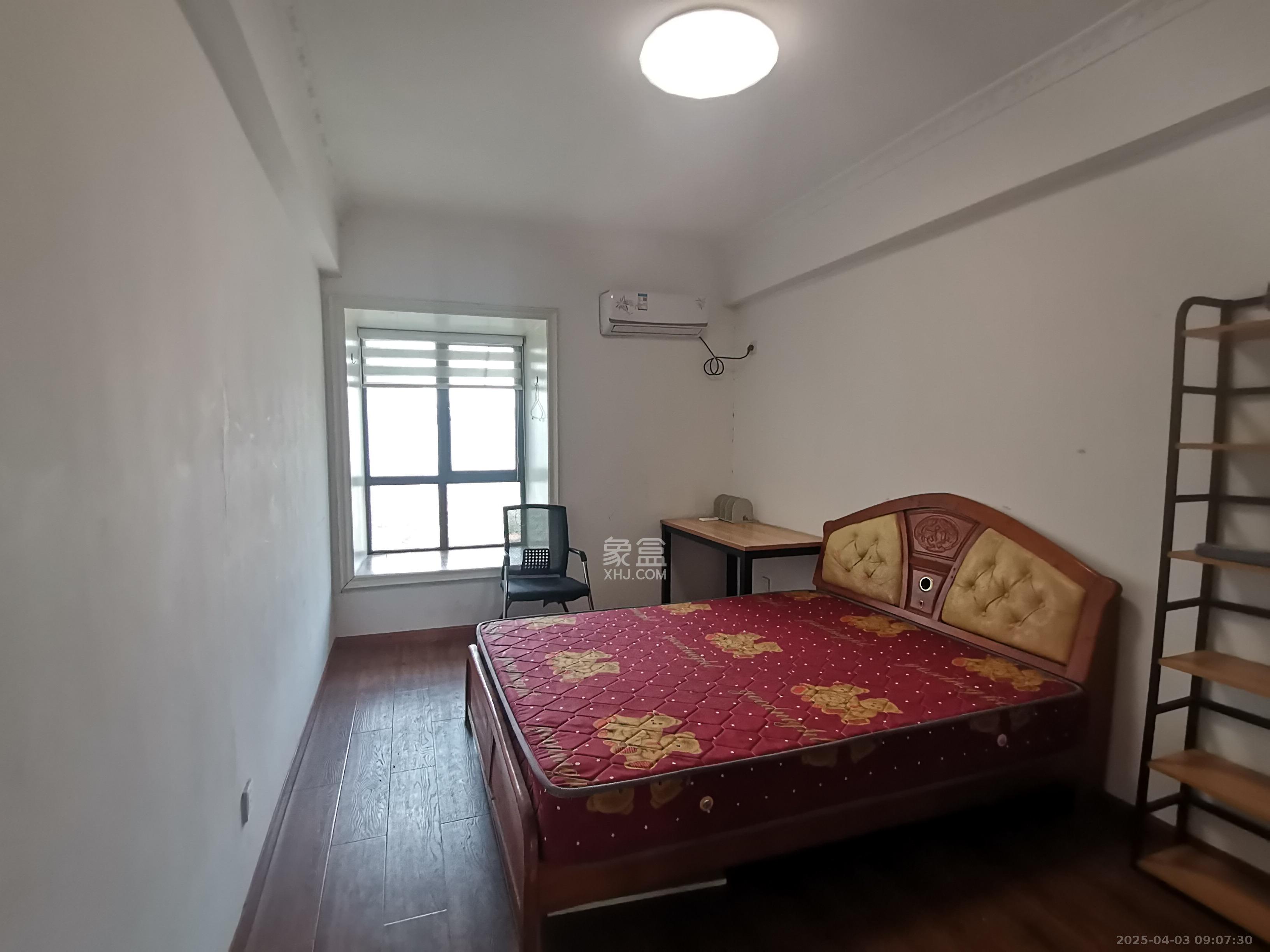 嘉宇盛世华章 3室2厅2卫 2600.0元/月 嘉宇盛世华章 3室2厅2卫 2600.0元/月室内图