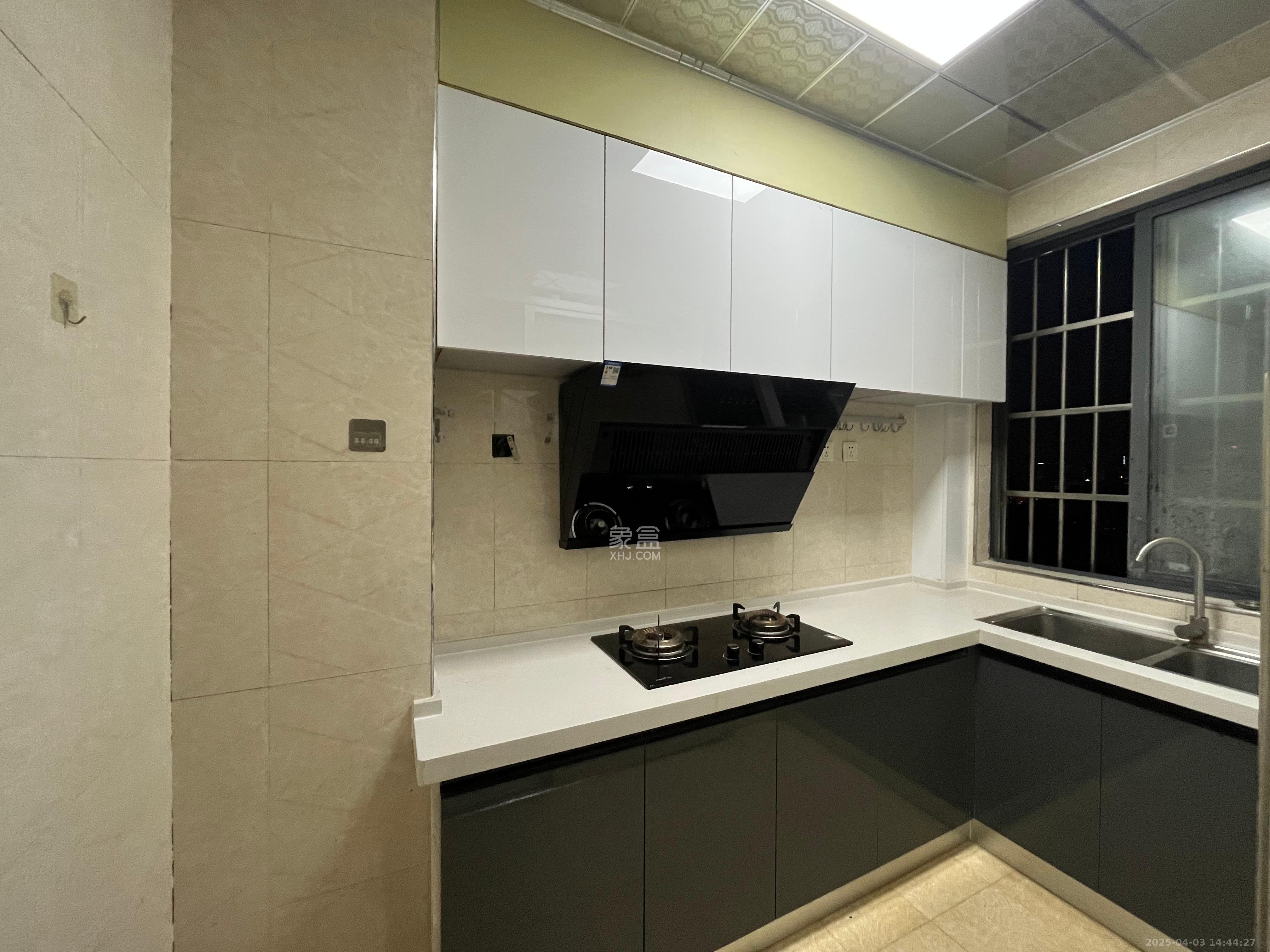 凯姆国际 2室2厅1卫 1800.0元/月 凯姆国际 2室2厅1卫 1800.0元/月室内图