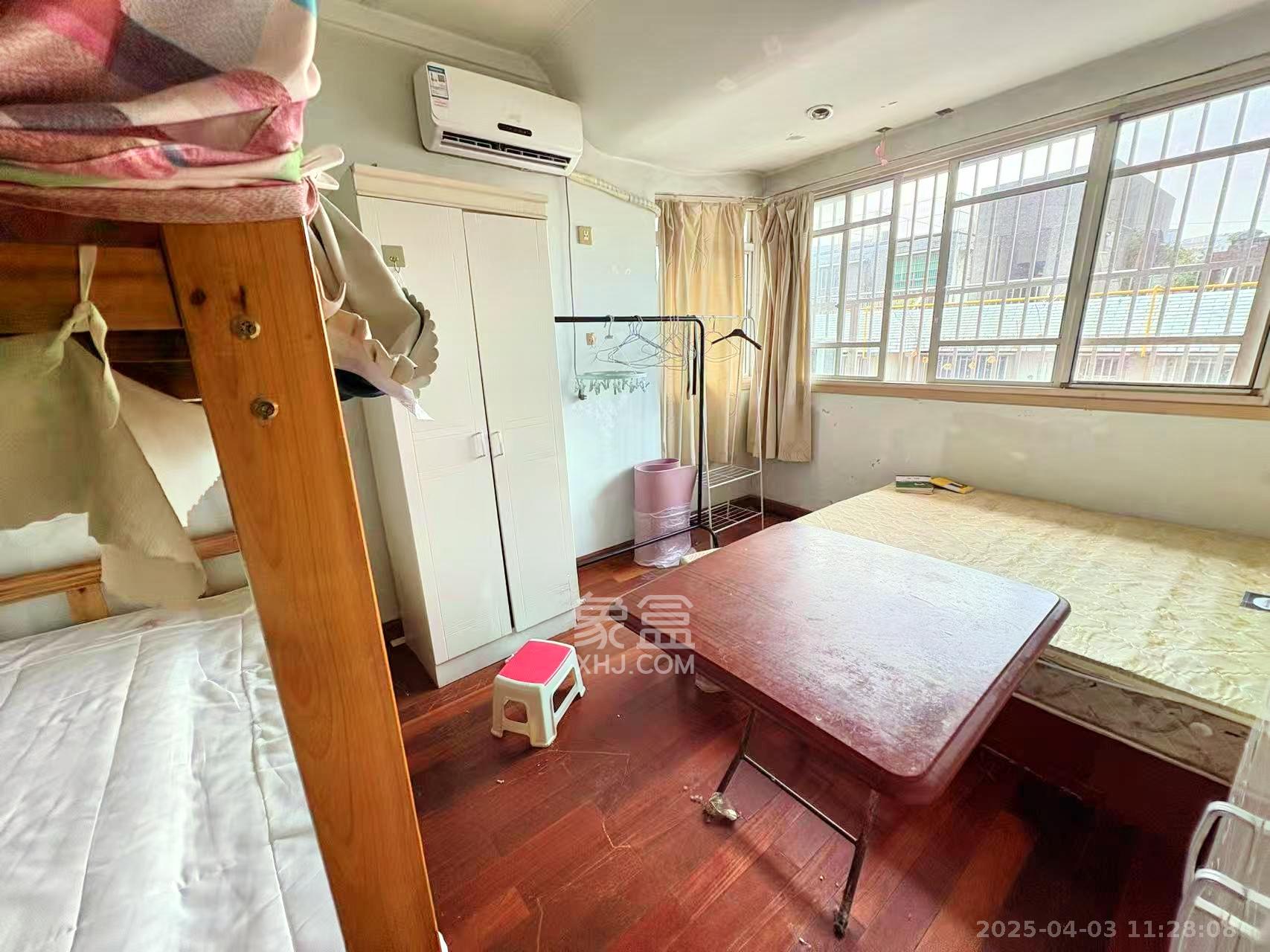 南门口晏家塘社区  3室2厅1卫   1900.00元/月室内图