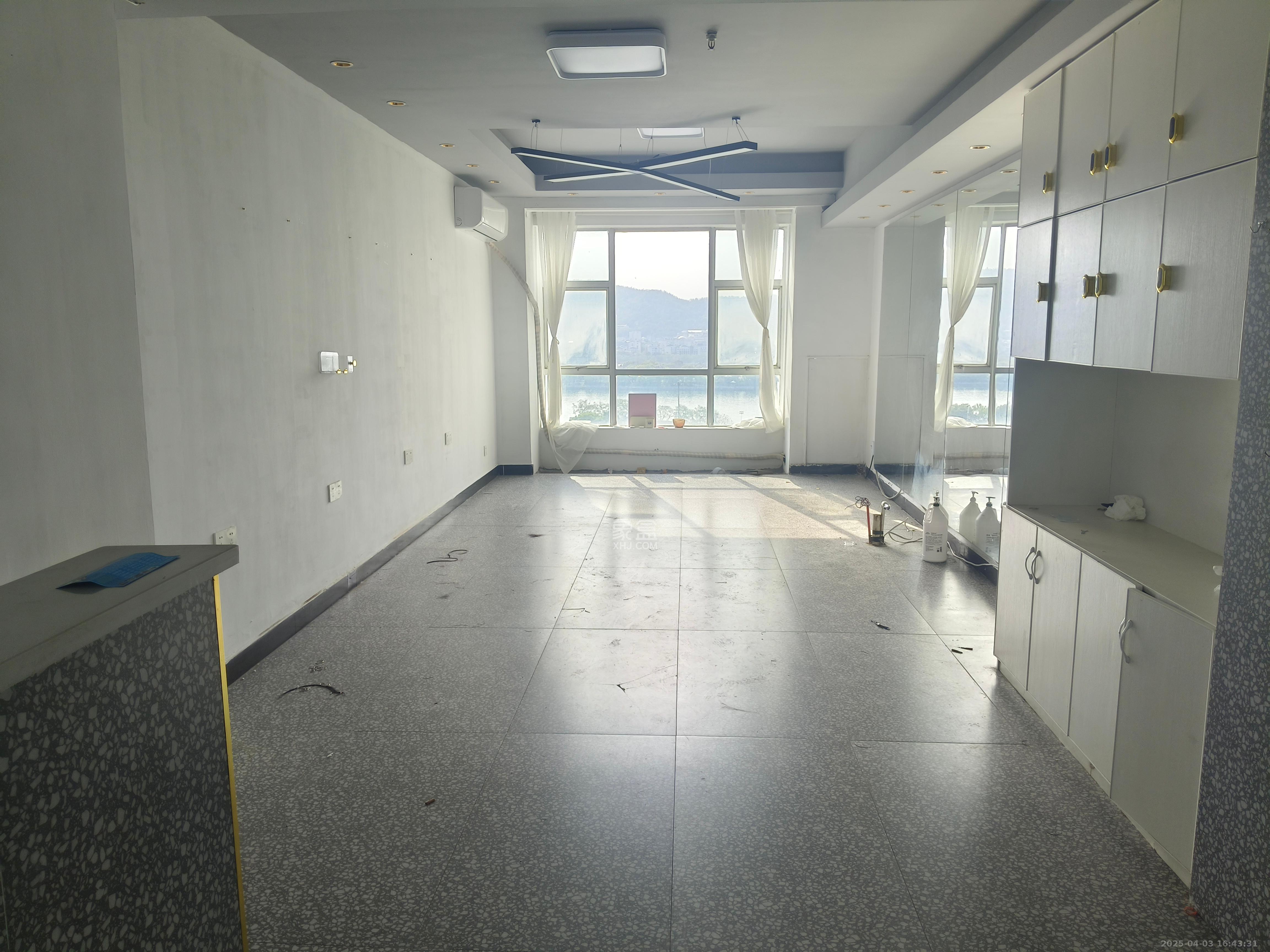 五一新干线 1室1厅1卫 3000.0元/月 五一新干线 1室1厅1卫 3000.0元/月室内图