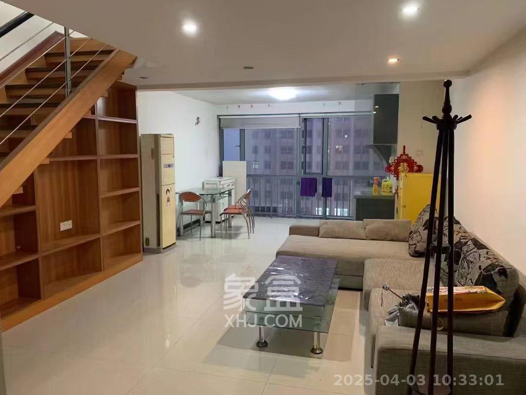 华菱蓝调国际(华菱.香墅美地) 2室2厅1卫 2000.0元/月 华菱蓝调国际(华菱.香墅美地) 2室2厅1卫 2000.0元/月室内图